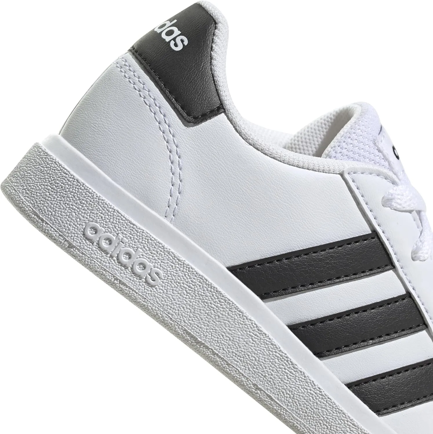 adidas Unisex-Child Grand Court 2.0 Tennis Shoe