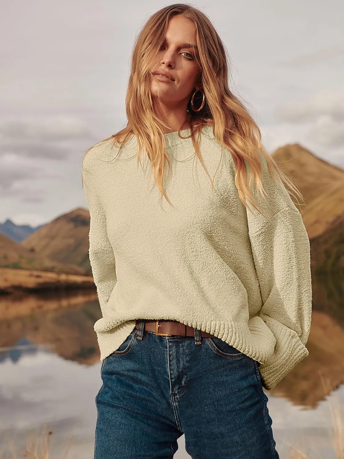 ANRABESS Women's Oversized Crewneck Long Sleeve Fuzzy Knit Casual Chunky Warm 2025 Fall Pullover Sweaters Top Trendy Outfits