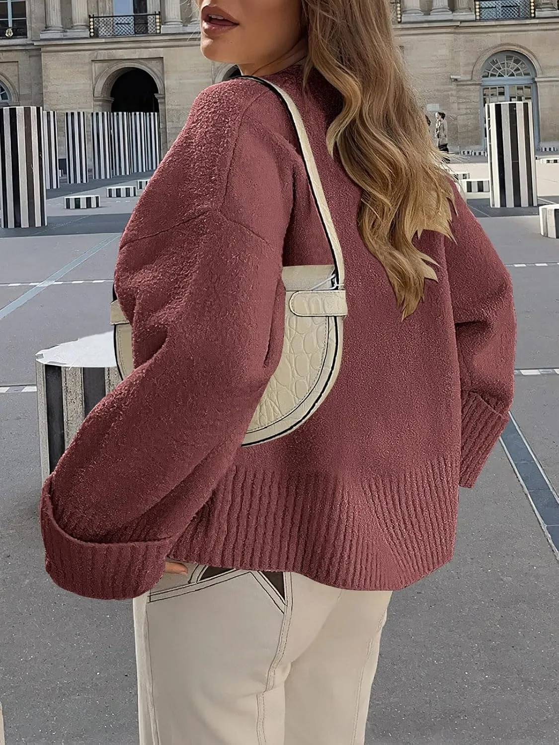 ANRABESS Women's Oversized Crewneck Long Sleeve Fuzzy Knit Casual Chunky Warm 2025 Fall Pullover Sweaters Top Trendy Outfits