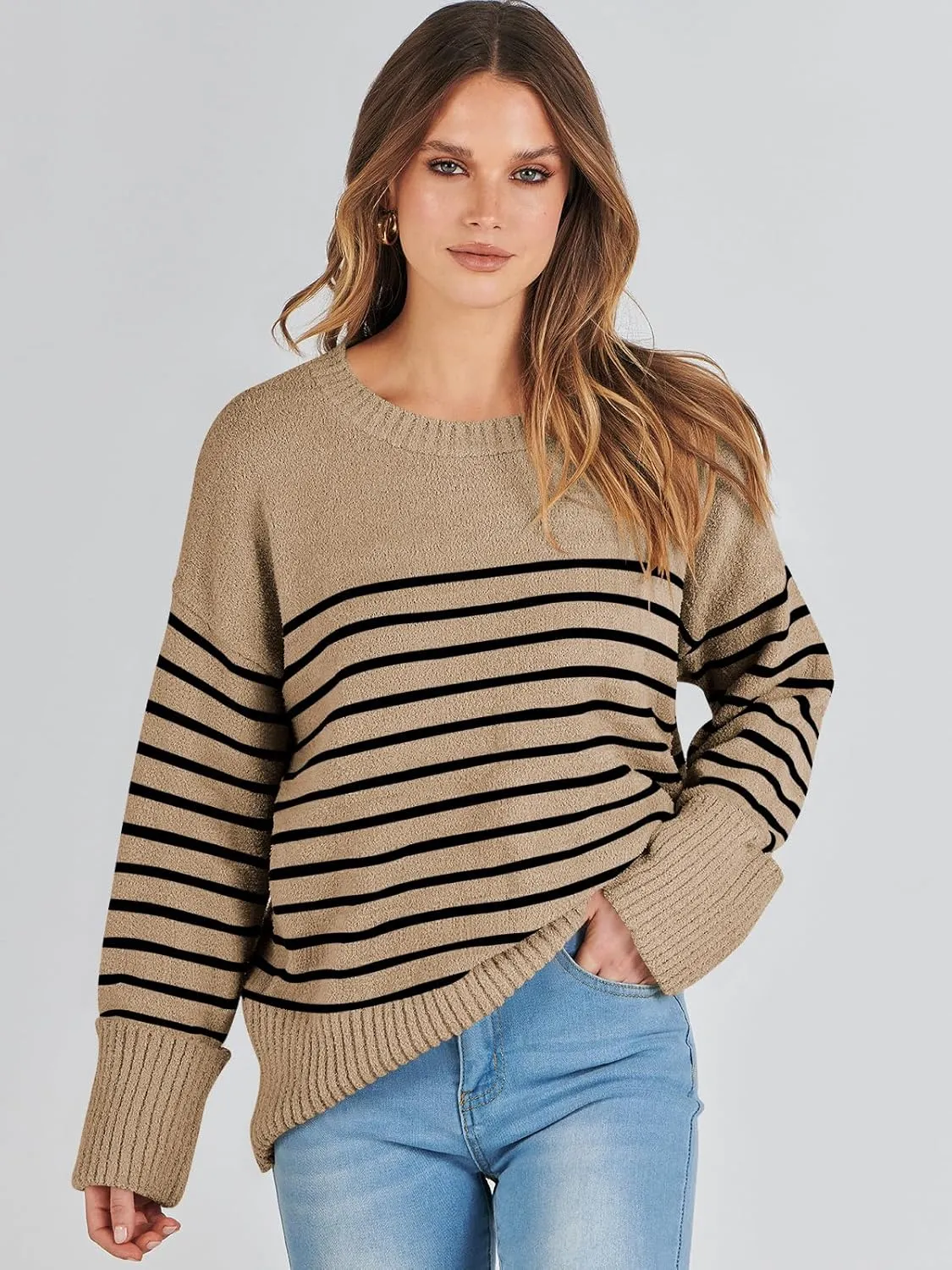 ANRABESS Women's Oversized Crewneck Long Sleeve Fuzzy Knit Casual Chunky Warm 2025 Fall Pullover Sweaters Top Trendy Outfits