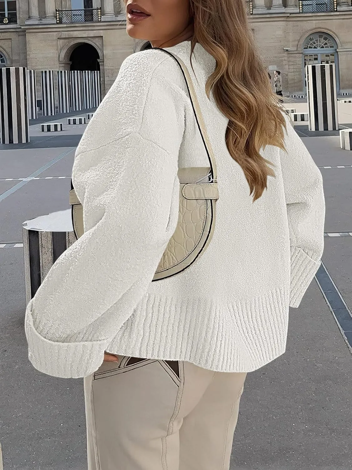 ANRABESS Women's Oversized Crewneck Long Sleeve Fuzzy Knit Casual Chunky Warm 2025 Fall Pullover Sweaters Top Trendy Outfits