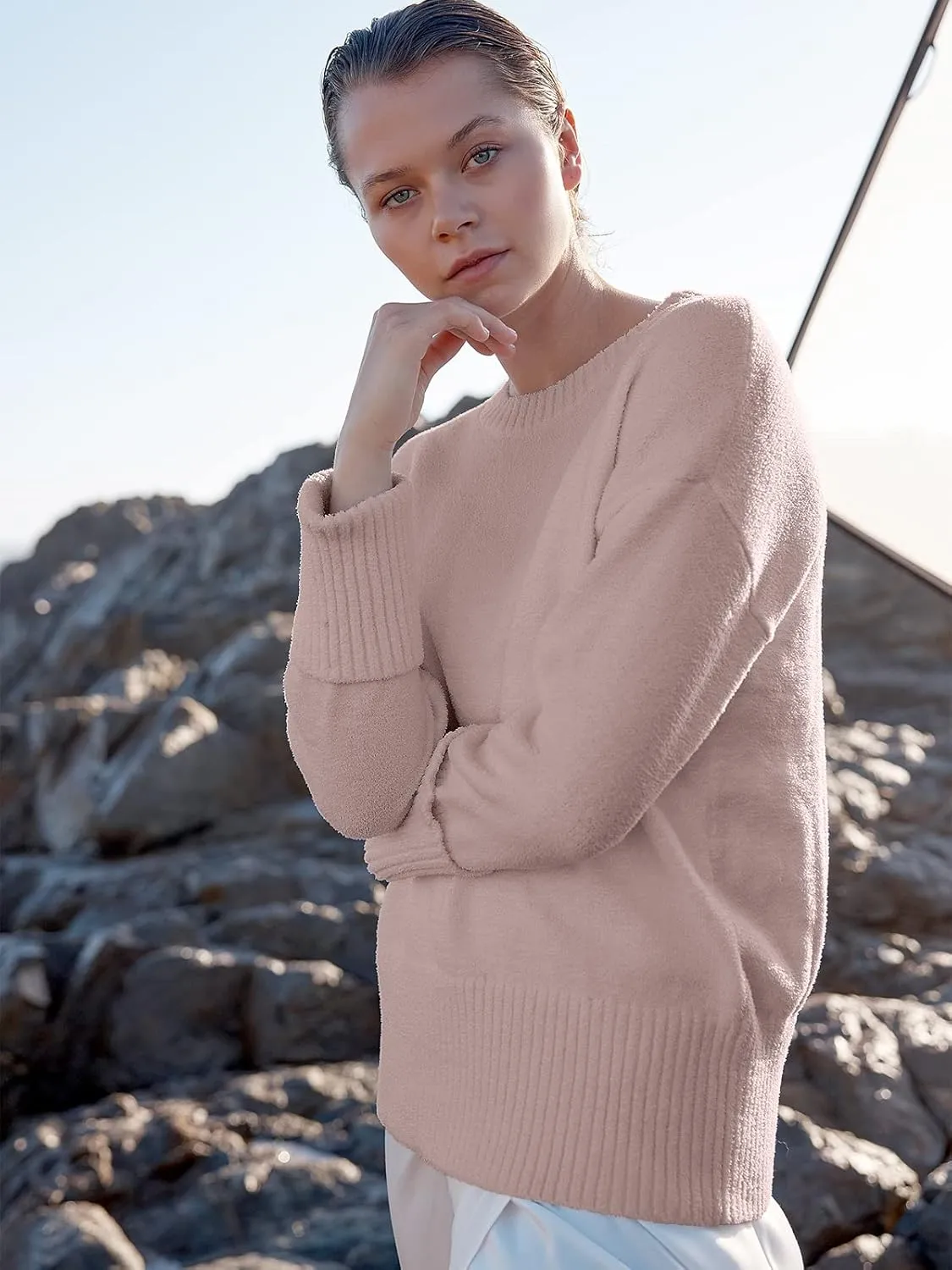 ANRABESS Women's Oversized Crewneck Long Sleeve Fuzzy Knit Casual Chunky Warm 2025 Fall Pullover Sweaters Top Trendy Outfits