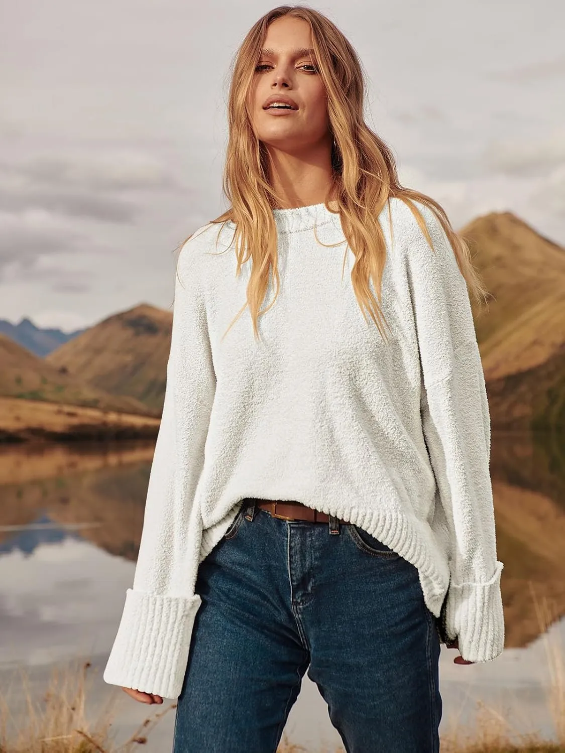 ANRABESS Women's Oversized Crewneck Long Sleeve Fuzzy Knit Casual Chunky Warm 2025 Fall Pullover Sweaters Top Trendy Outfits