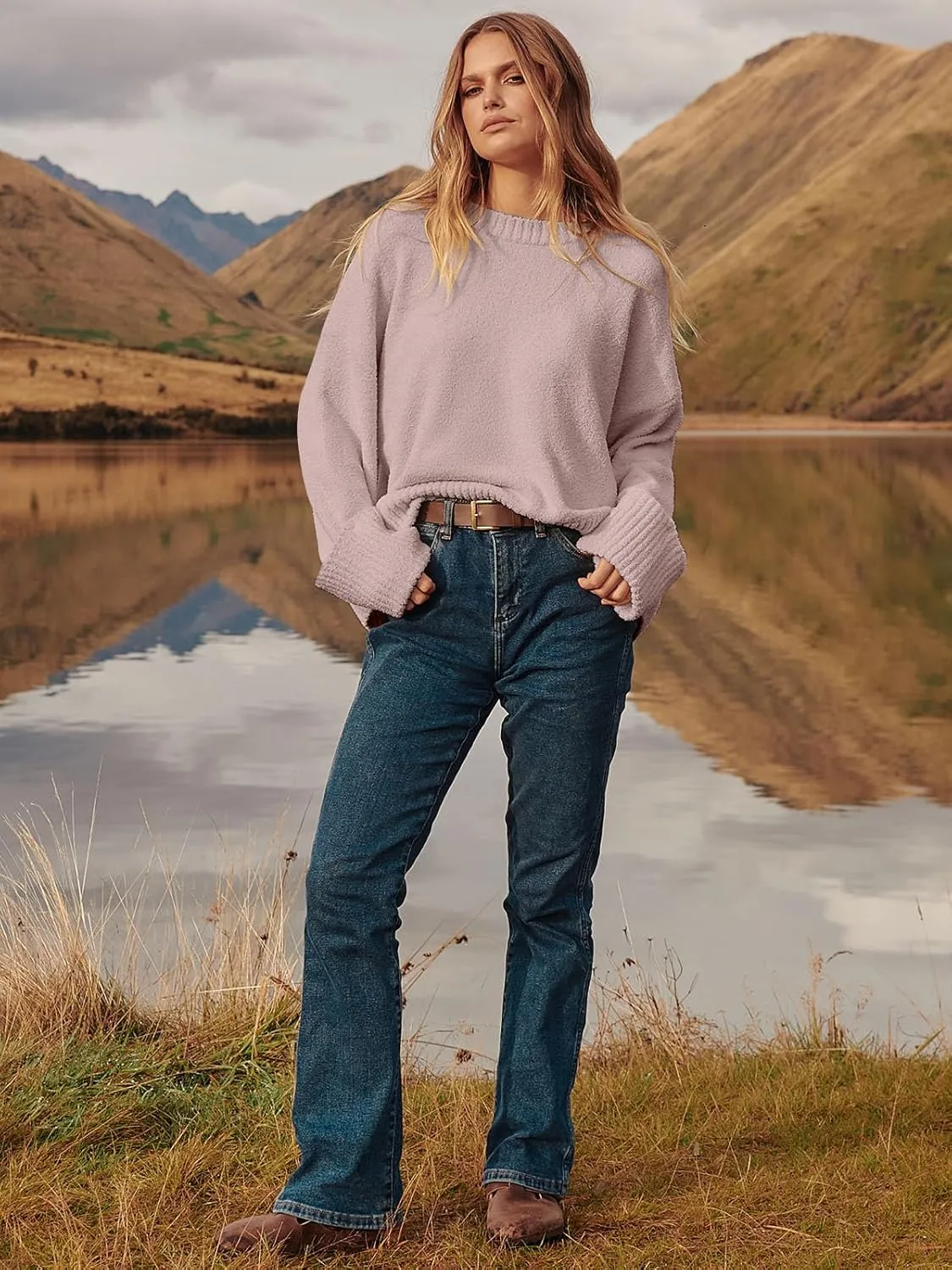 ANRABESS Women's Oversized Crewneck Long Sleeve Fuzzy Knit Casual Chunky Warm 2025 Fall Pullover Sweaters Top Trendy Outfits