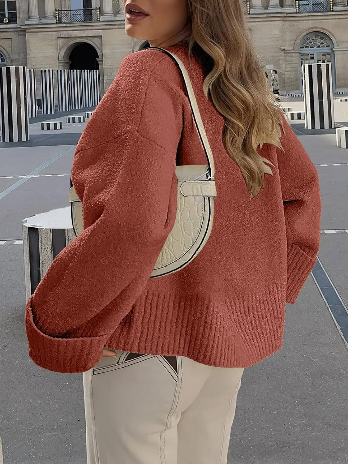 ANRABESS Women's Oversized Crewneck Long Sleeve Fuzzy Knit Casual Chunky Warm 2025 Fall Pullover Sweaters Top Trendy Outfits