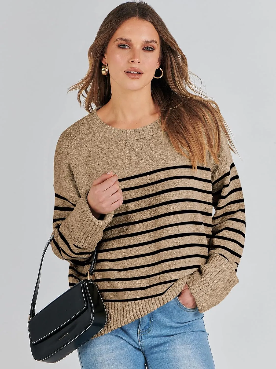 ANRABESS Women's Oversized Crewneck Long Sleeve Fuzzy Knit Casual Chunky Warm 2025 Fall Pullover Sweaters Top Trendy Outfits