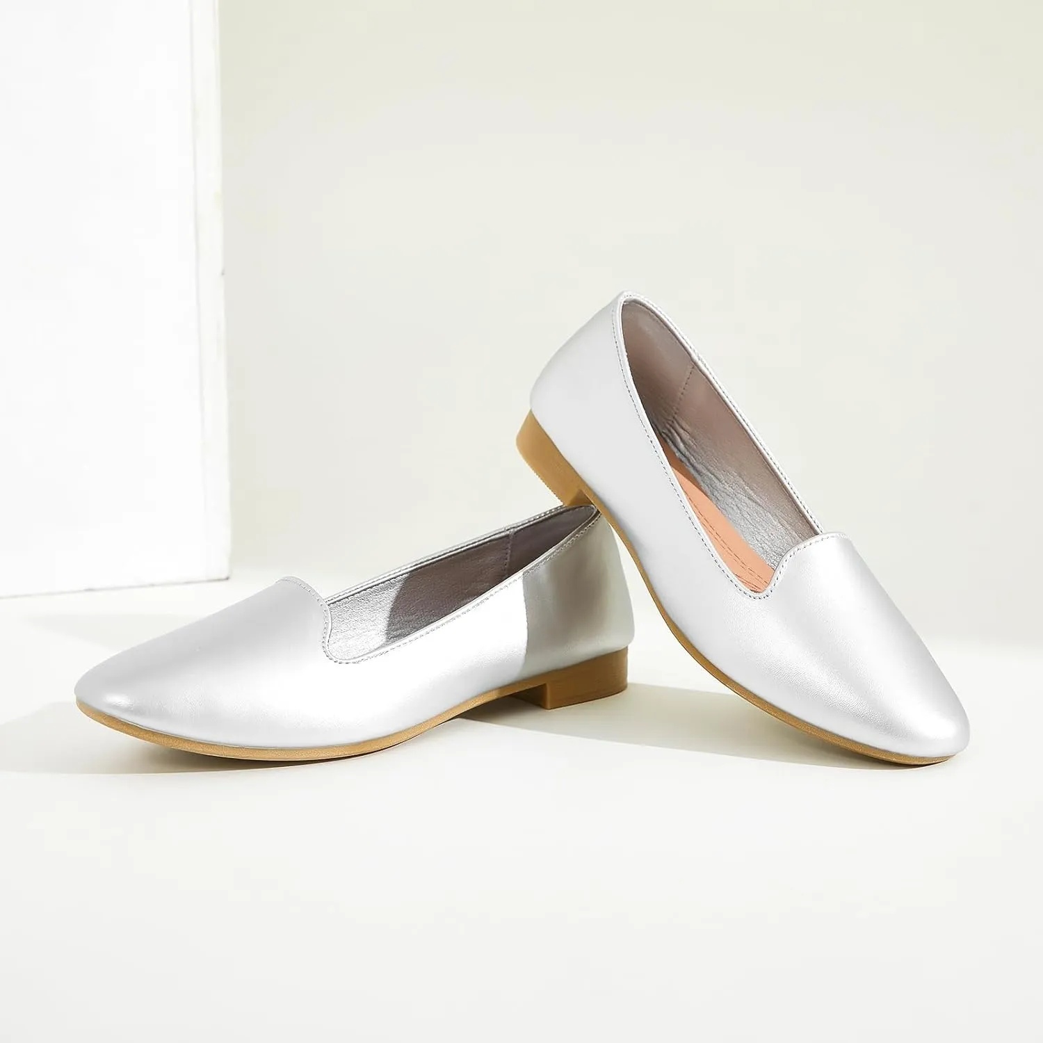 BABUDOG Womens Flats with Synthetic Leather,Classic Black and White Flats Shoes,Dress Shoes for Women