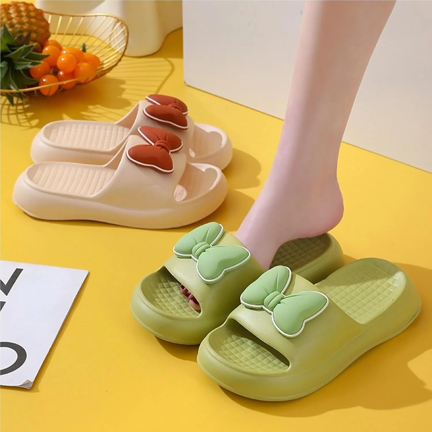 Beach Sandals Bow Tie Slides Slippers for Women Summer Sandals Non Slip Fashion Shower Slippers with Bows Open Toe Slides Thick Sole Home Shoes Bathroom Slippers