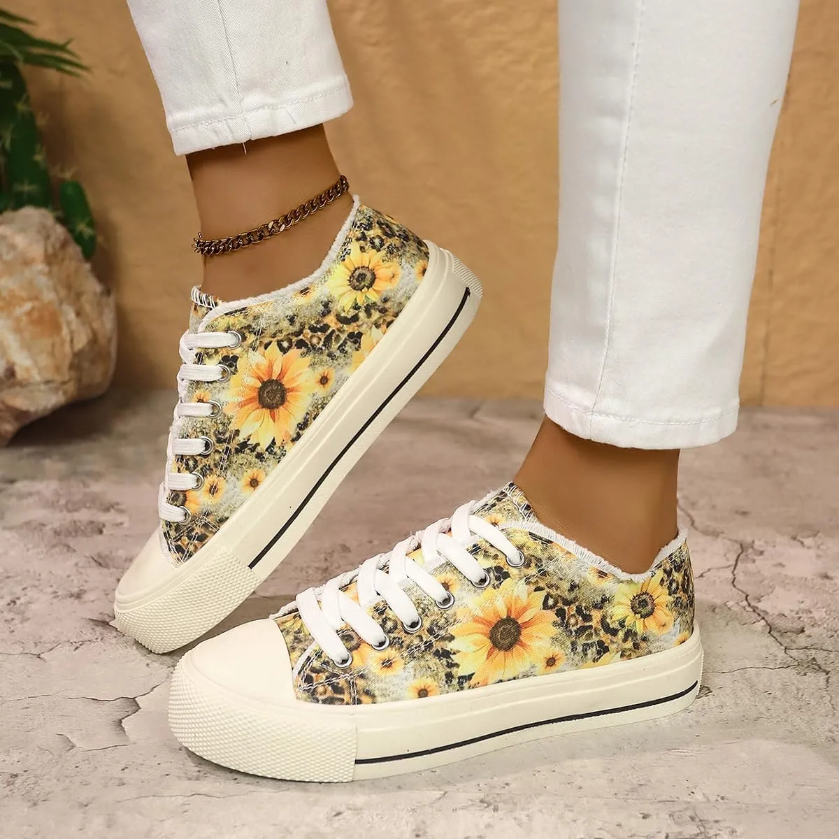 Canvas Low Top Sneakers, Sunflower Print Pattern, White Laces, Platform Sole