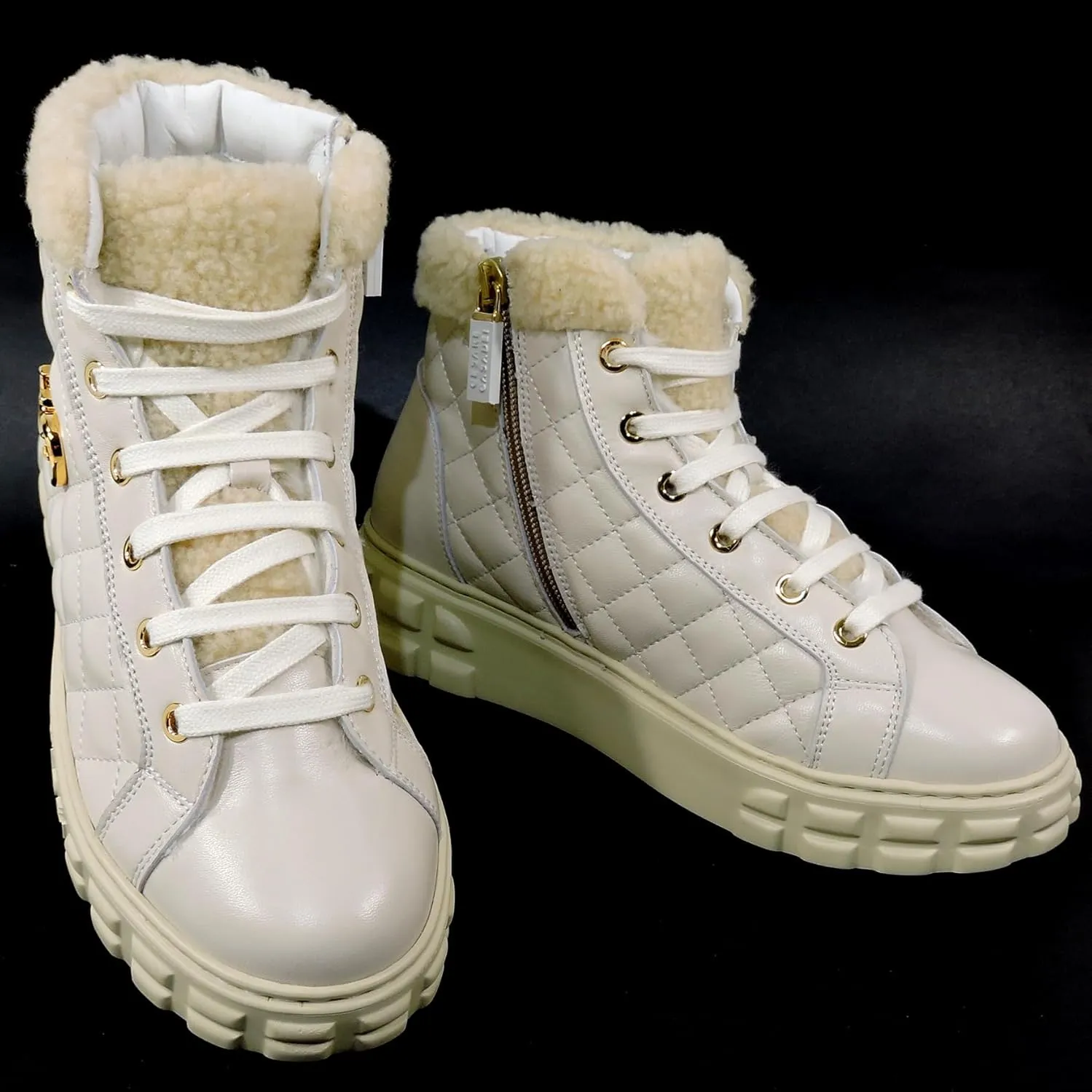 Casadei Women's Off White Quilted Leather Winter Booties with Fur Lining, 6 Inches