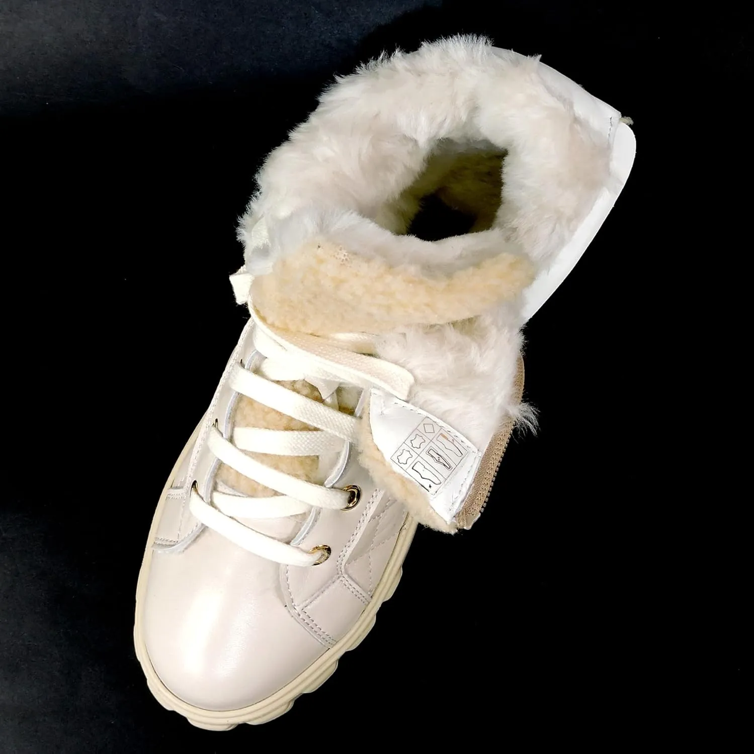 Casadei Women's Off White Quilted Leather Winter Booties with Fur Lining, 6 Inches