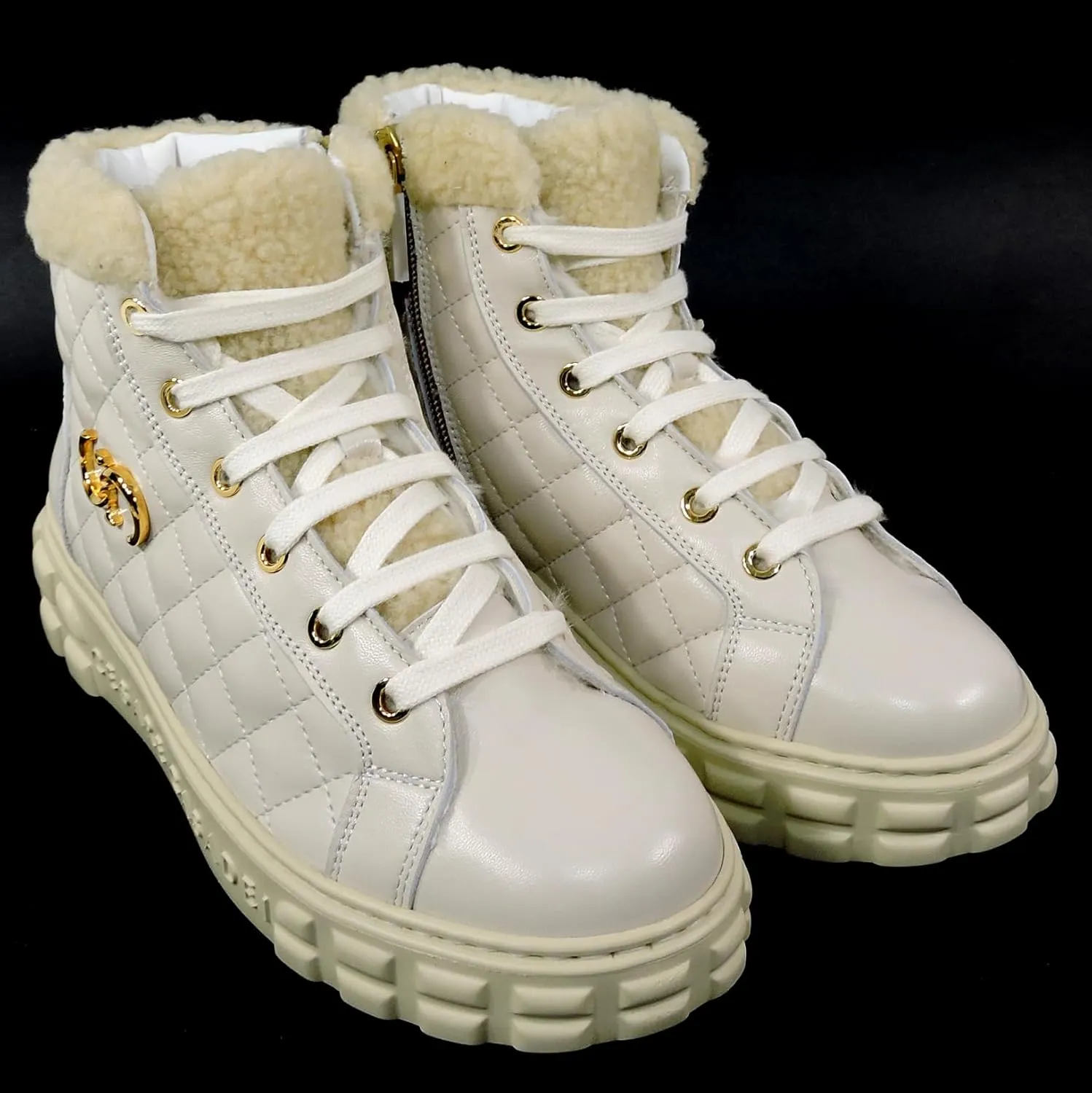 Casadei Women's Off White Quilted Leather Winter Booties with Fur Lining, 6 Inches