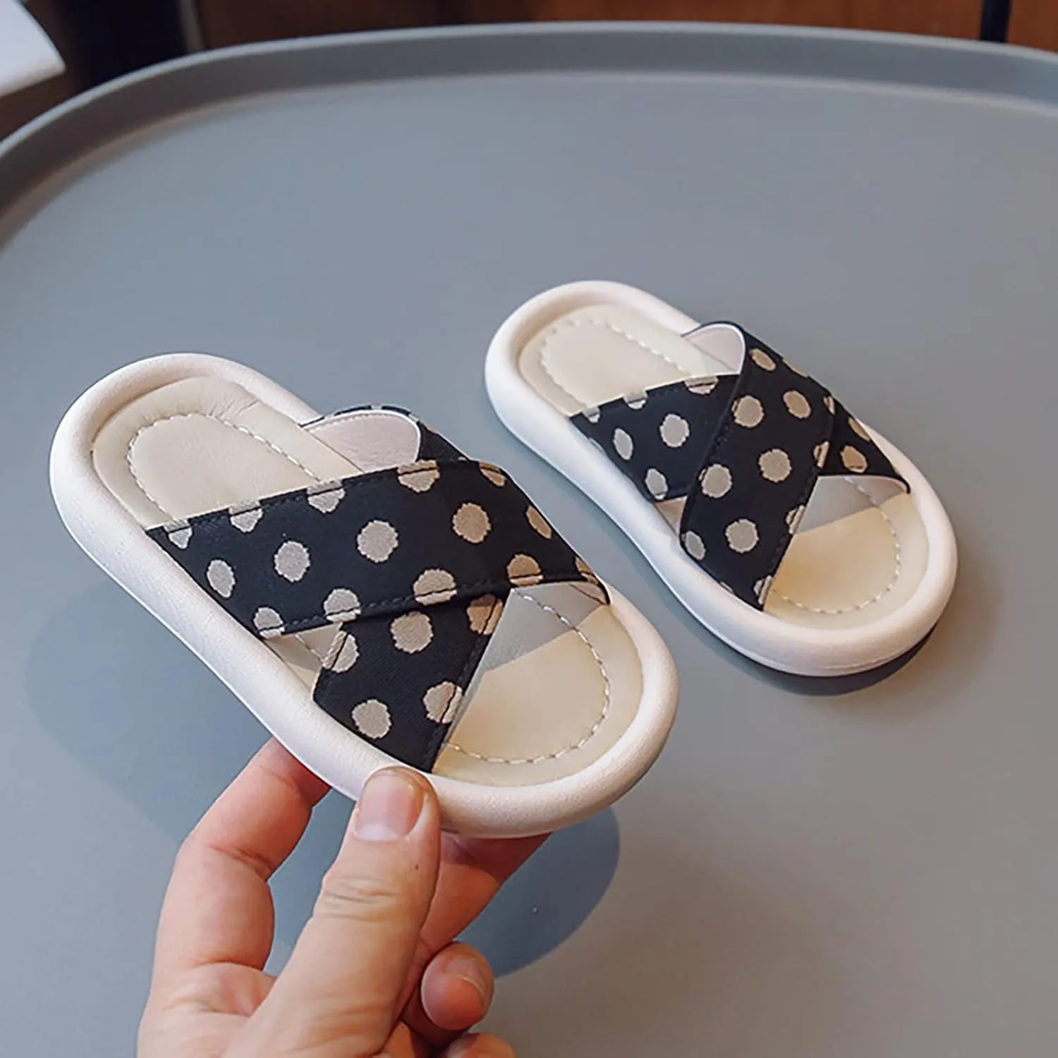 Children Girls Sandals Polka Dot Rubber Soft Bottom Casual Shoes Open Toe Outside Wear Slippers for Girls Size 5 (Black, 7 Toddler)