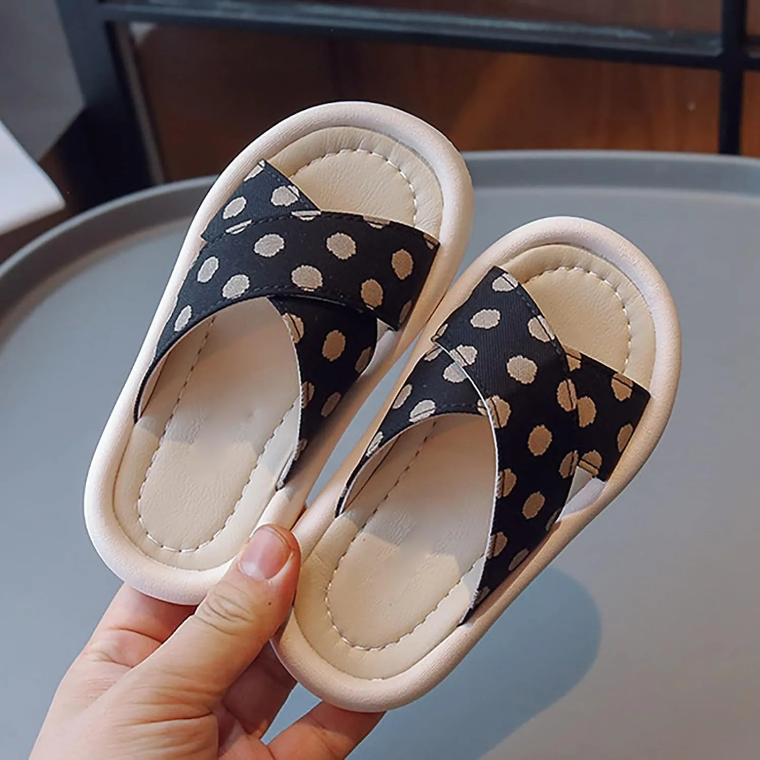 Children Girls Sandals Polka Dot Rubber Soft Bottom Casual Shoes Open Toe Outside Wear Slippers for Girls Size 5 (Black, 7 Toddler)