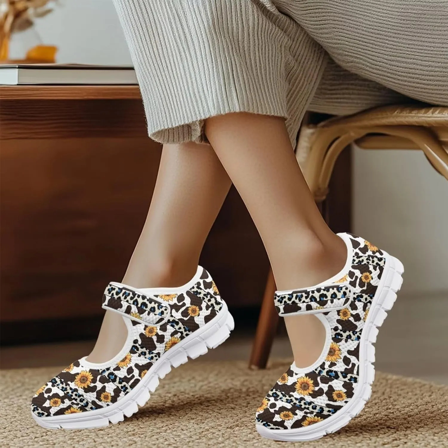 Coloranimal Mary Jane Flats Shoes for Women Casual Mary Jane Shoes Slip On Shoes Buckle Strap Round Toe Women's Flats Uniform Shoes Outdoor