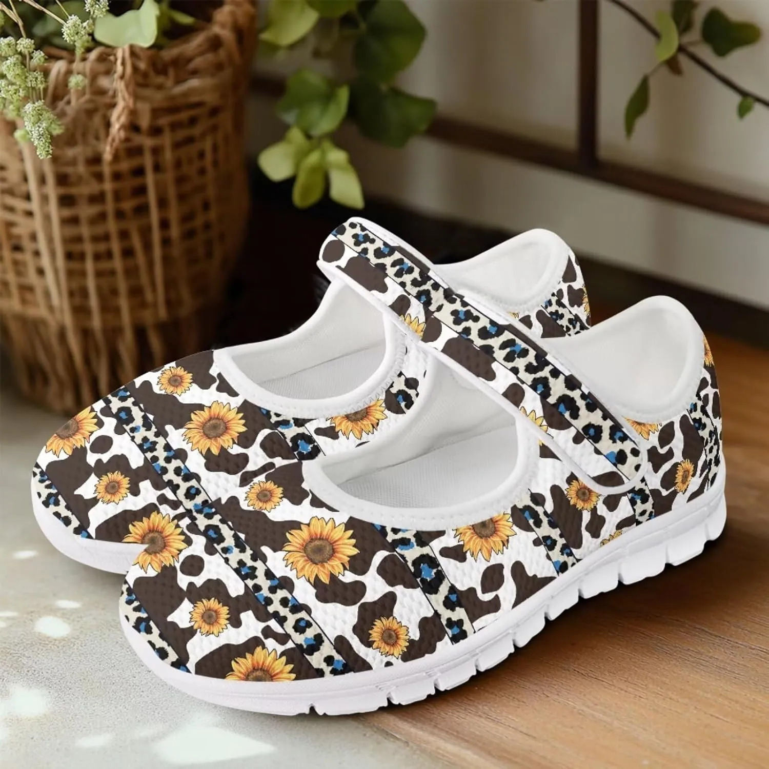 Coloranimal Mary Jane Flats Shoes for Women Casual Mary Jane Shoes Slip On Shoes Buckle Strap Round Toe Women's Flats Uniform Shoes Outdoor
