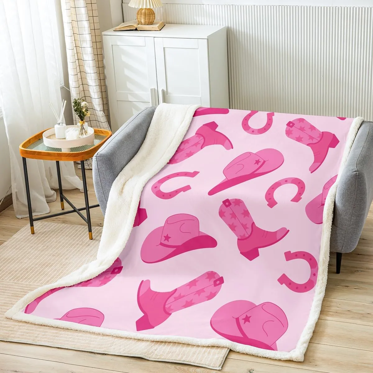 Erosebridal Cowgirl Throw Blanket Cute Kawaii Pink Cowgirl Throw 50"X60" Fleece Blanket Gifts For Girls Women Cowboy Hat Boots Horseshoe Lightweight Sherpa Fuzzy Blankets Wild West Decor For Bed Couch