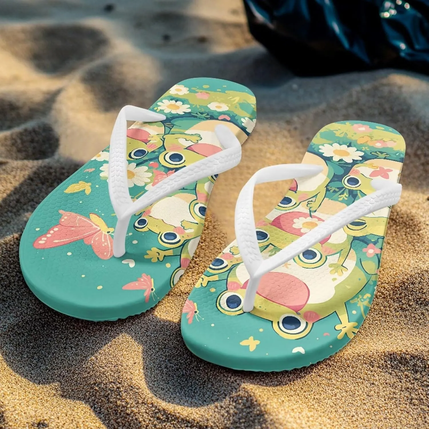 Flip Flops for Women Lightweight Casual Flat Sandals Slip-On Anti-Slip Slippers Soft Cushioning Soles Suitable for Tourist Hotels White Size 5-9
