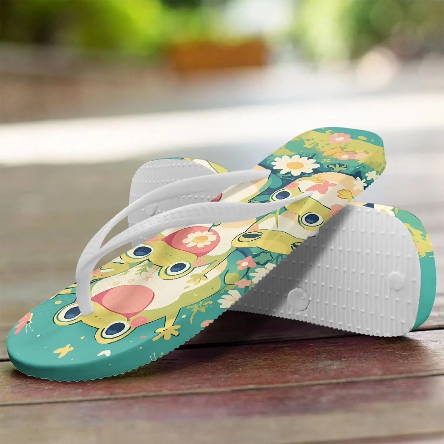 Flip Flops for Women Lightweight Casual Flat Sandals Slip-On Anti-Slip Slippers Soft Cushioning Soles Suitable for Tourist Hotels White Size 5-9