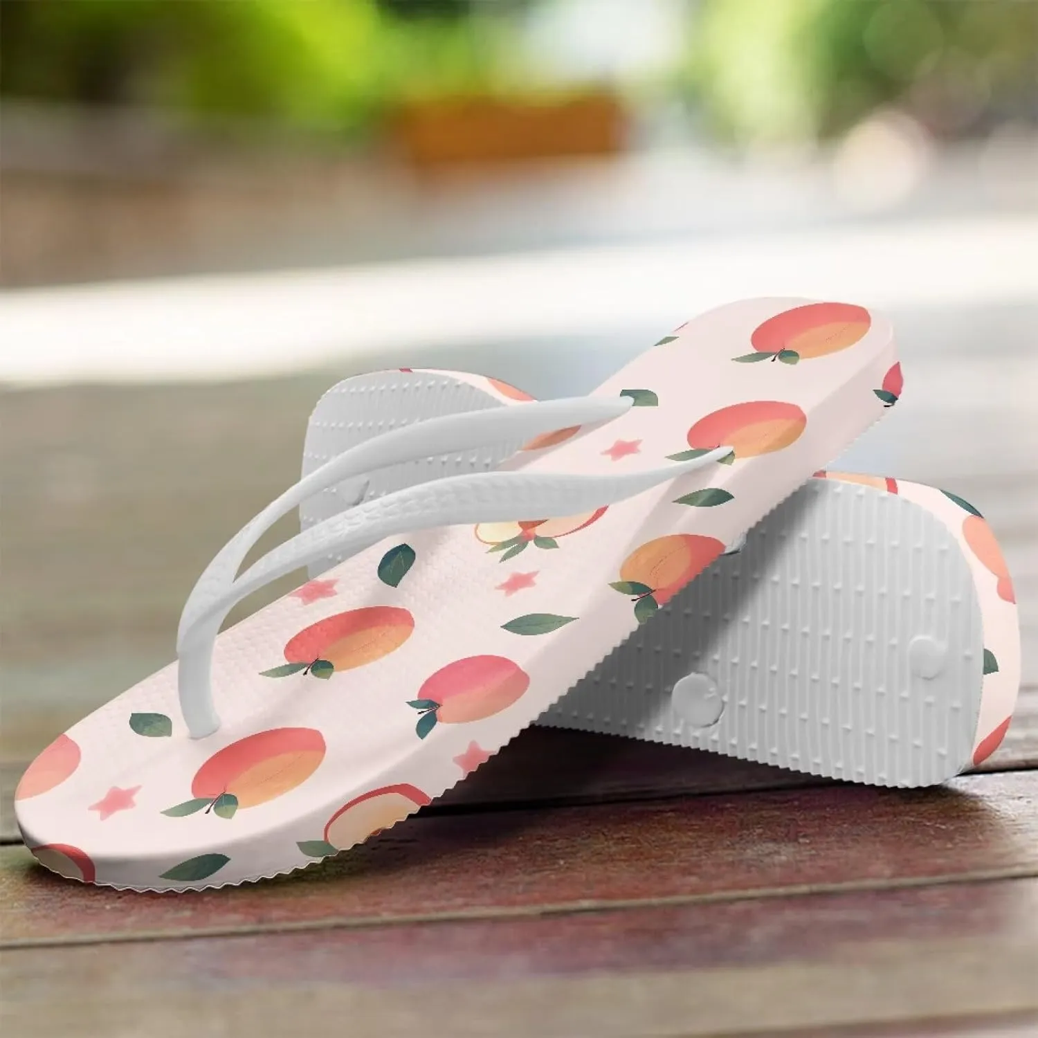 Flip Flops for Women Lightweight Casual Flat Sandals Slip-On Anti-Slip Slippers Soft Cushioning Soles Suitable for Tourist Hotels White Size 5-9