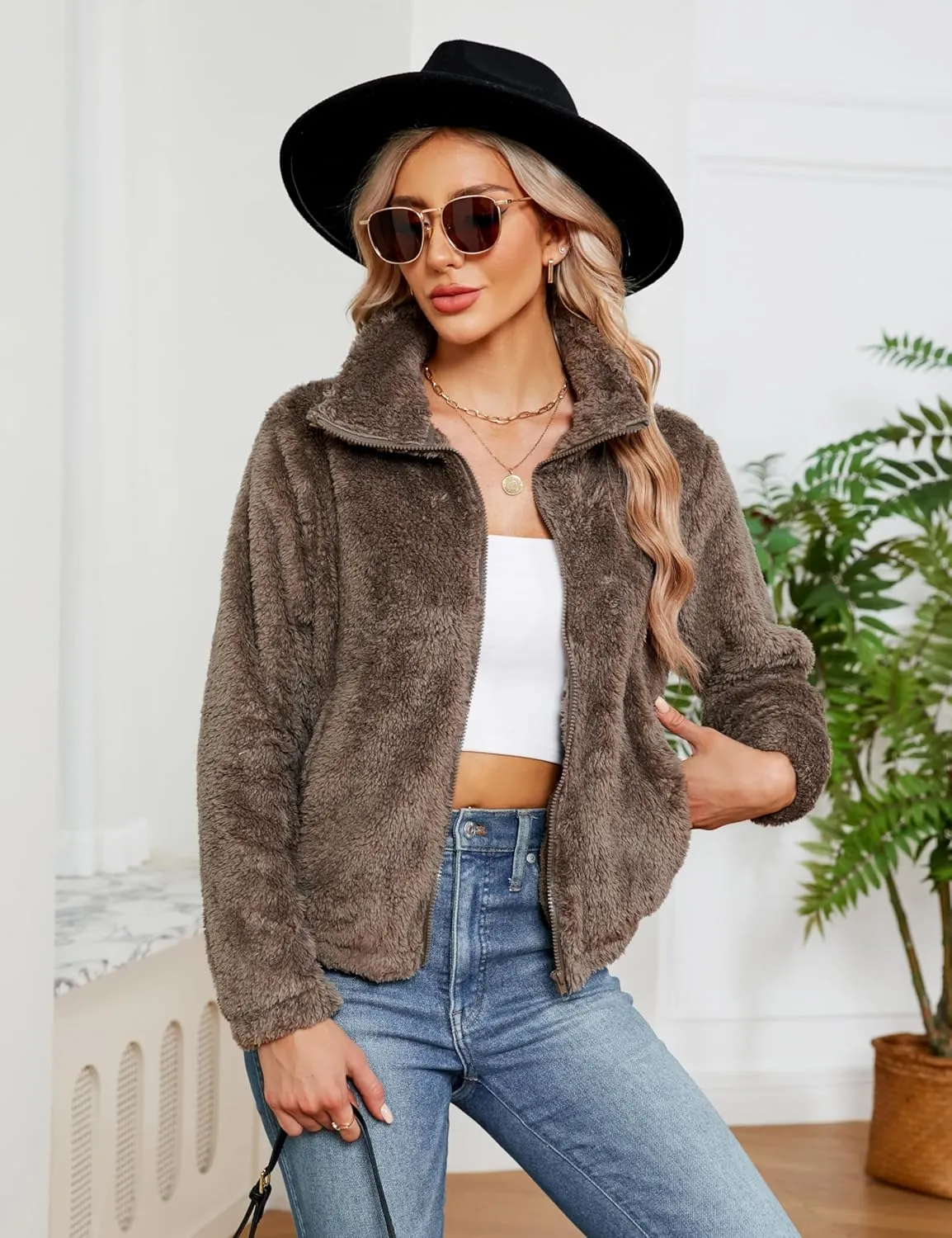 KOJOOIN Women's Winter Fleece Jackets Sherpa Teedy Zip-up Jackets Coat Faux Fur Long Sleeve Shaggy Jacket with Pockets