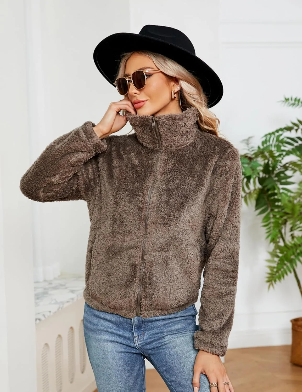 KOJOOIN Women's Winter Fleece Jackets Sherpa Teedy Zip-up Jackets Coat Faux Fur Long Sleeve Shaggy Jacket with Pockets