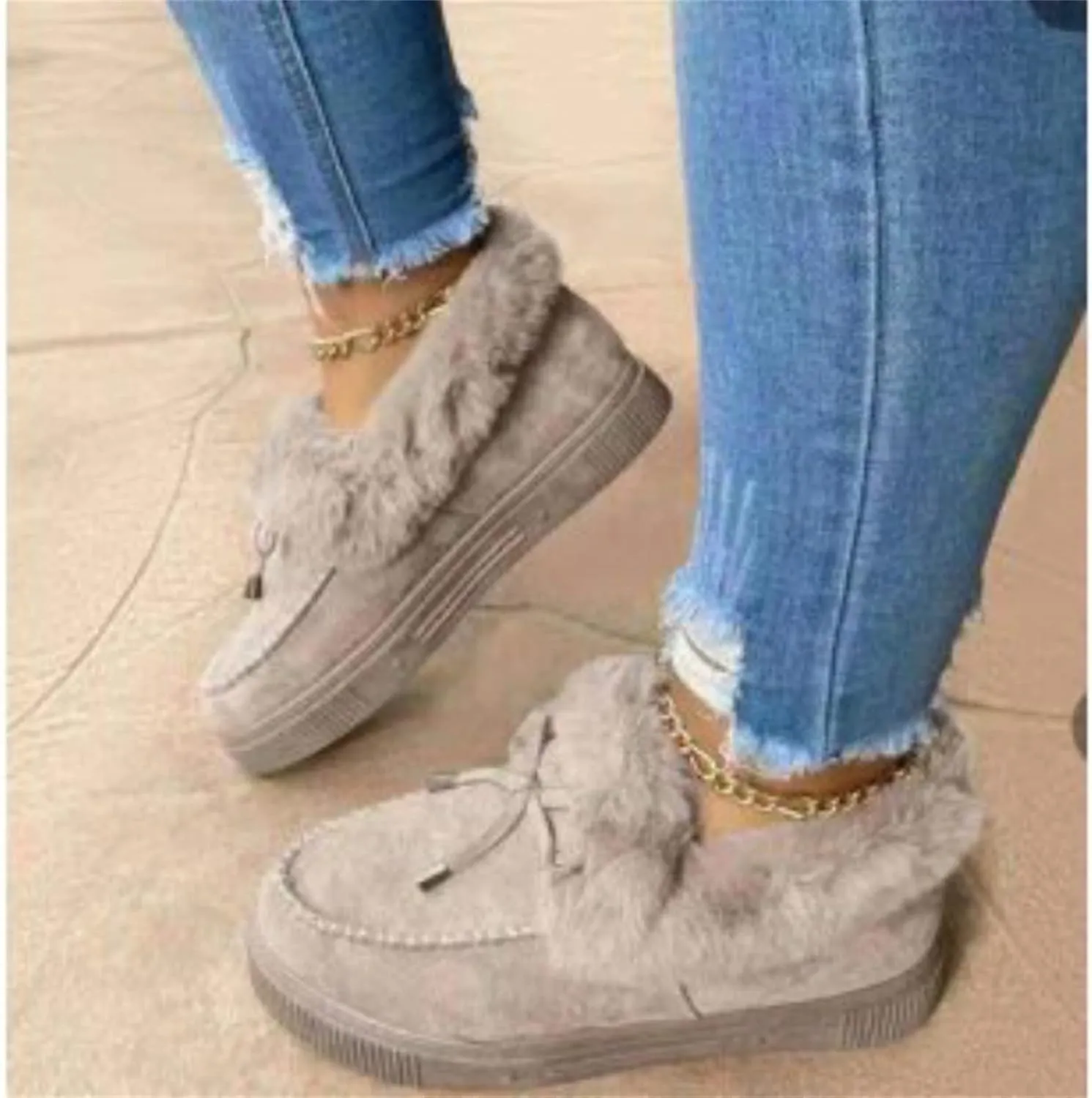 Lausiuoe Winter Boots For Women 2022 Trendy Fluffy Fuzzy Ankle Boots Soft Cozy Outdoor Casual Sneaker Walking Shoes