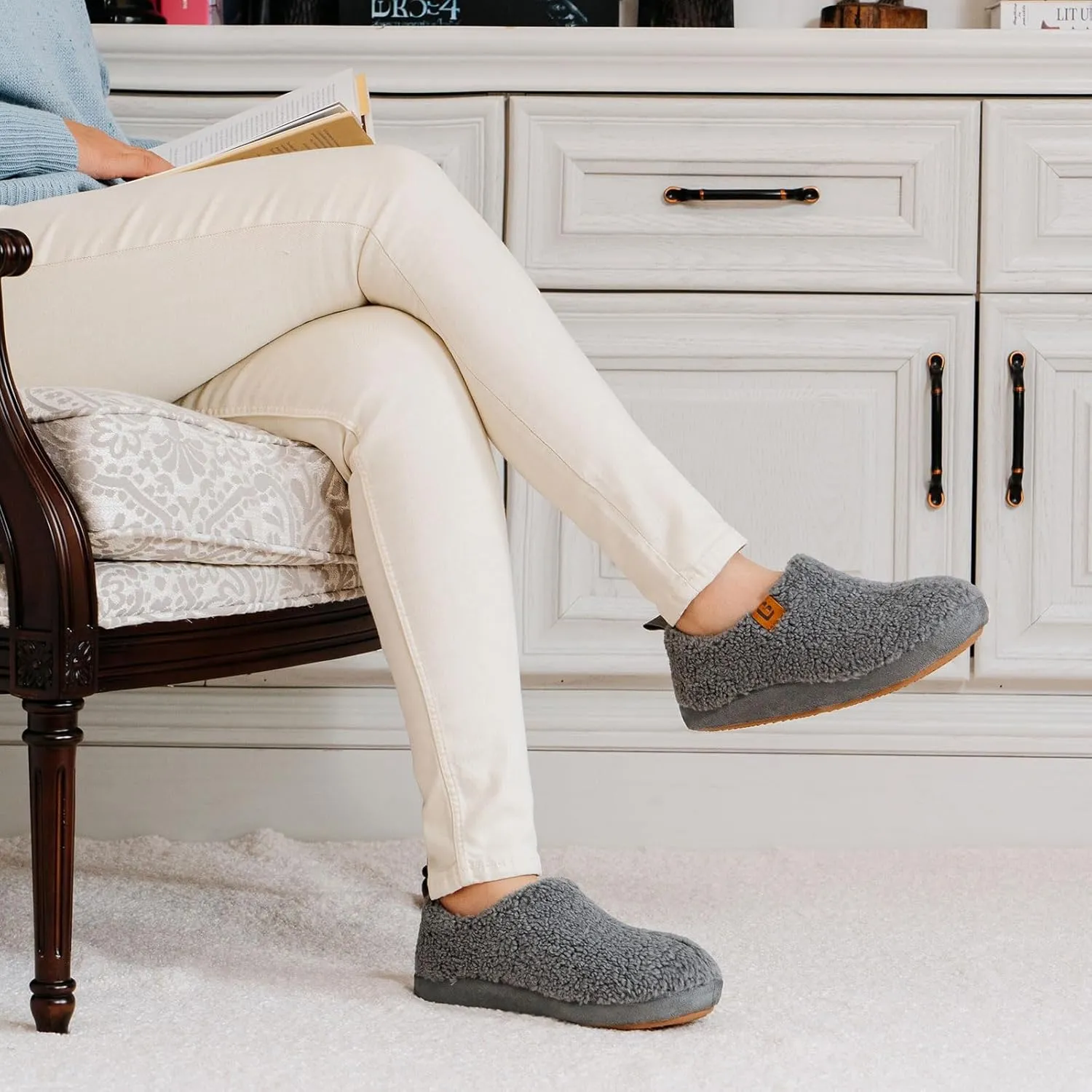 LongBay Women's Cozy Lightweight Slippers Warm Memory Foam Fuzzy House Shoes Indoor Outdoor Bedroom Boots with Anti Skid Rubber Sole