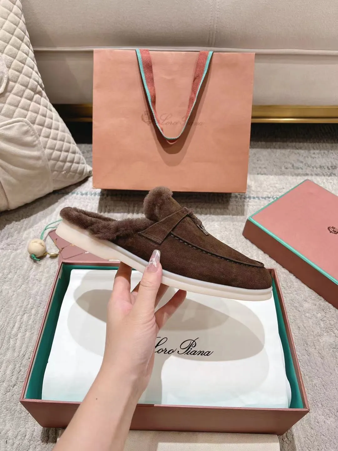 LP Charms Walk Babouche Loafer Bottele Brown  Suede With Rabbit Fur Lining 206245
