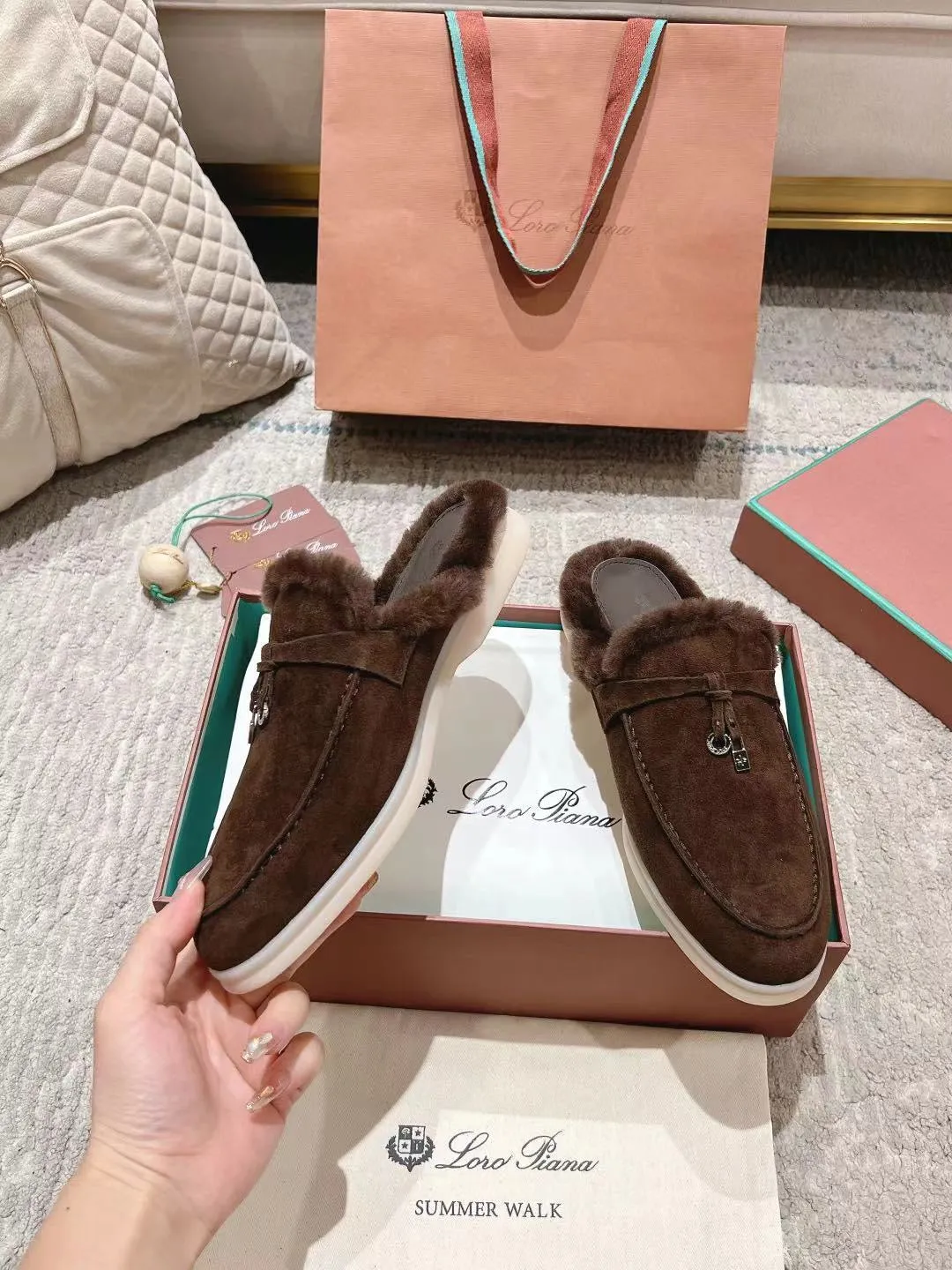 LP Charms Walk Babouche Loafer Bottele Brown  Suede With Rabbit Fur Lining 206245