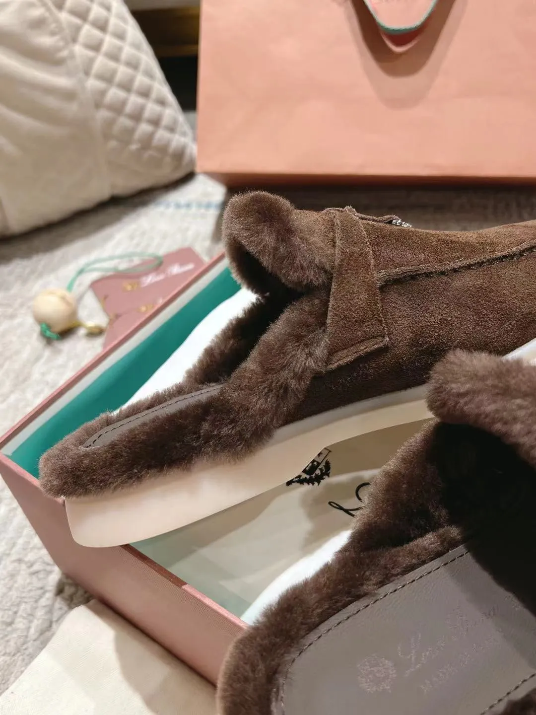 LP Charms Walk Babouche Loafer Bottele Brown  Suede With Rabbit Fur Lining 206245