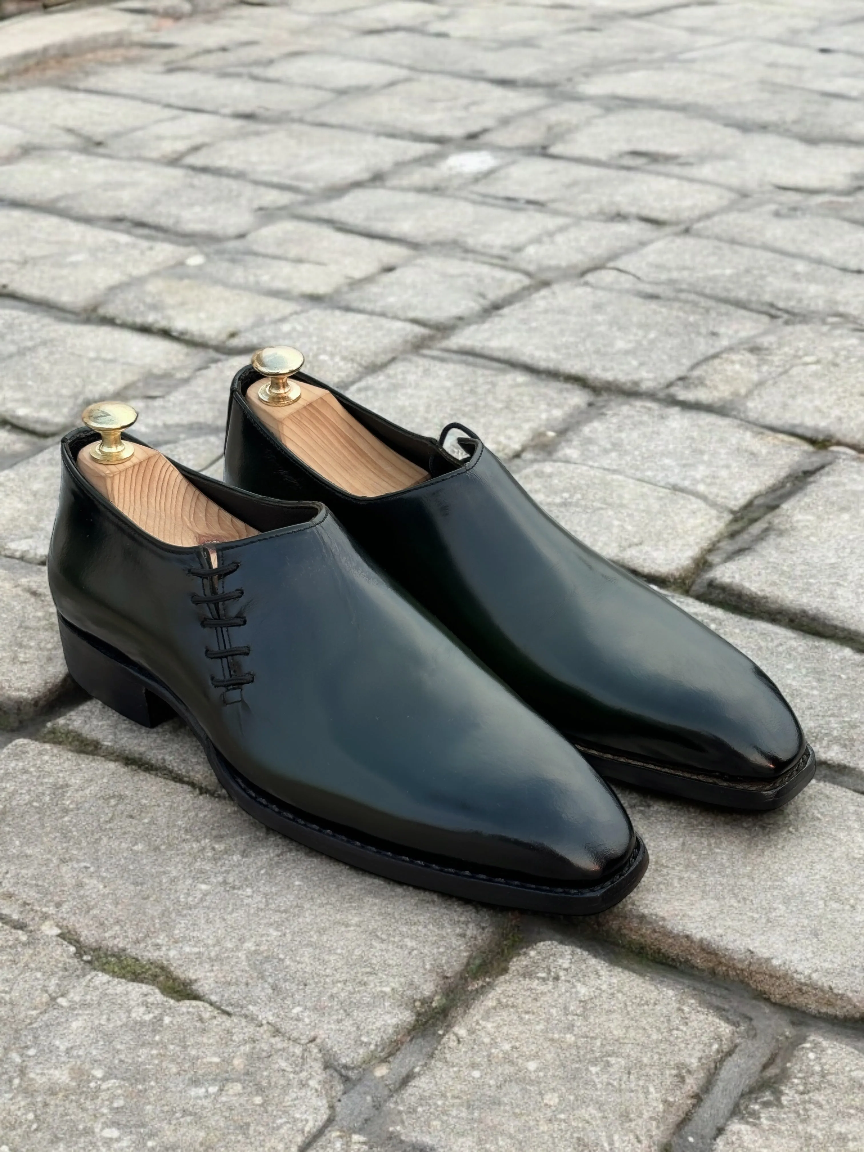 Midnight Opera – Glossed Leather Loafers