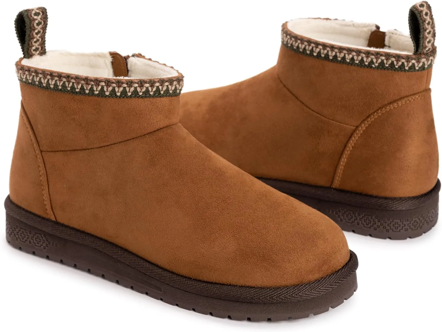 MUK LUKS Women's Larissa Boot