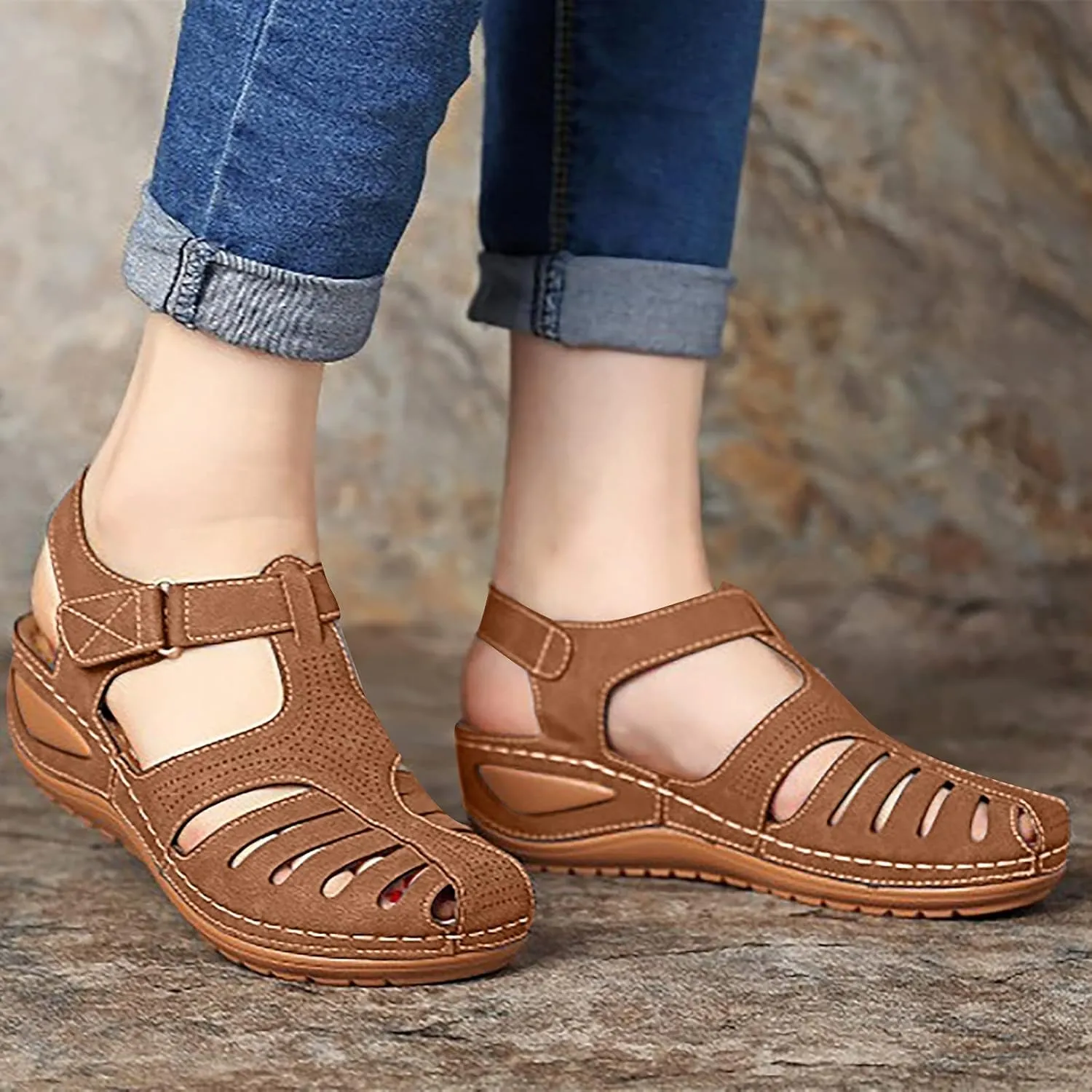 oiangi Wedge Sandals for Women Casual Summer Solid Color Hollow Closed Toe Hook and Loop Sandals Soft Comfortable Lightweight Outdoor Beach Travel Shoes