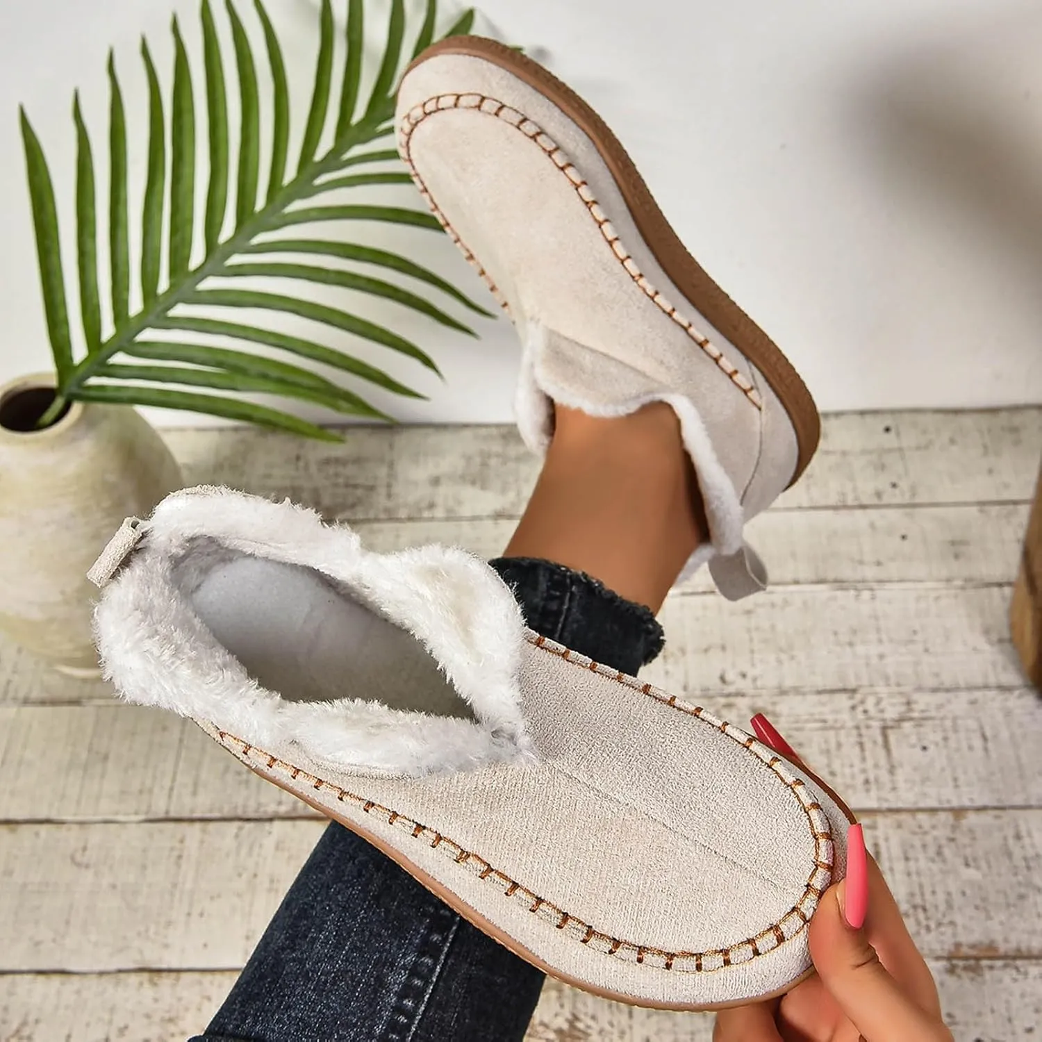 Snow Boots for Women Short Ankle Anti-Slip Boot Fur Fleece Lined Sneakers House Slippers Boot For Outdoor