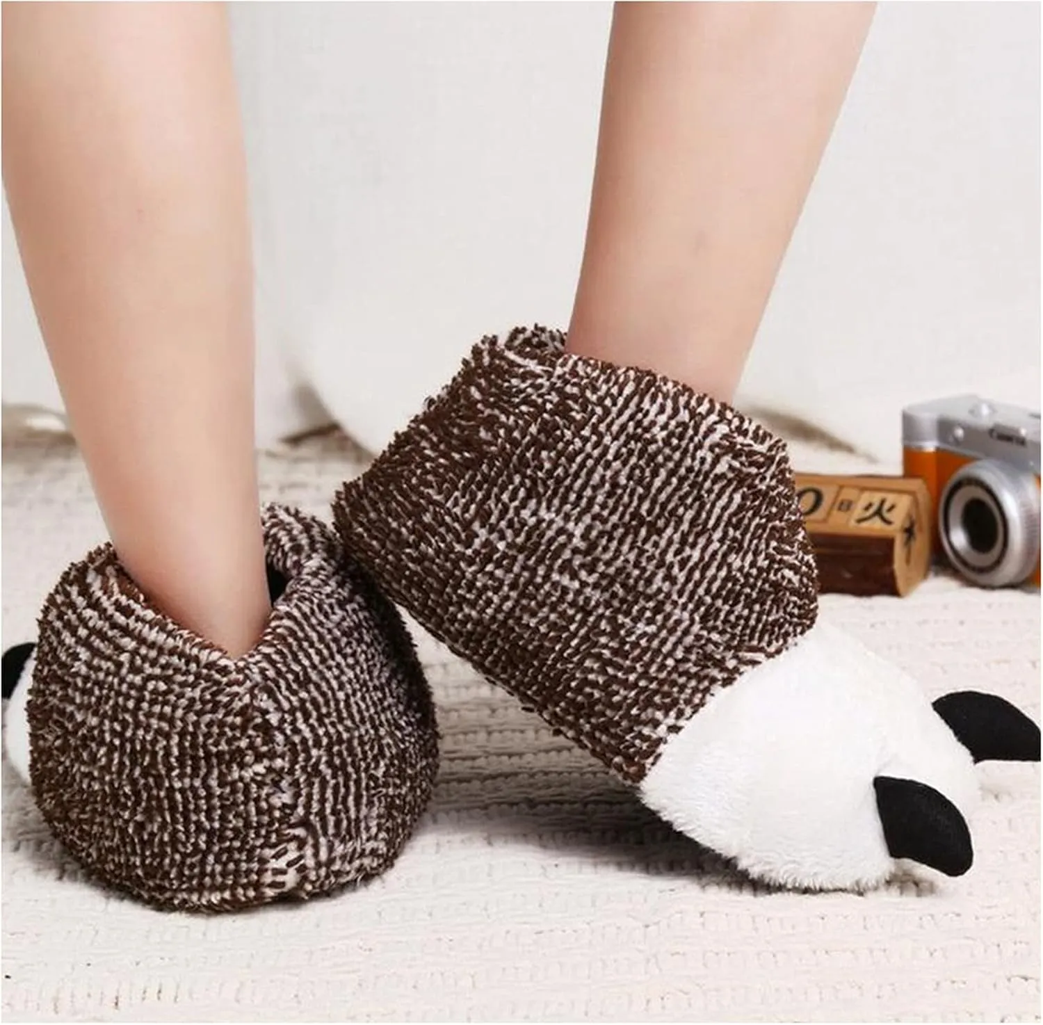 Unisex Polar Bear Paw Slippers Boots Plush Furry Animal Paw House Slippers for Couples Animal slippers