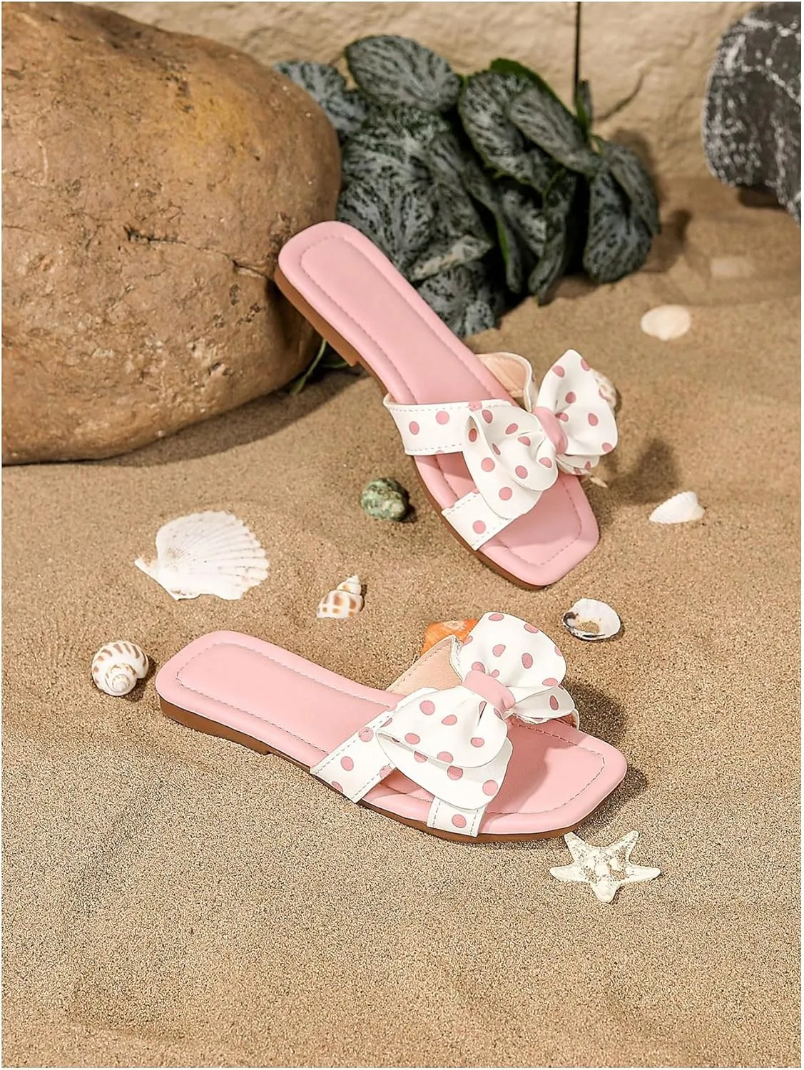 Verdusa Girl's Polka Dots Bow Flat Sandal Square Open Toe Slide Sandals