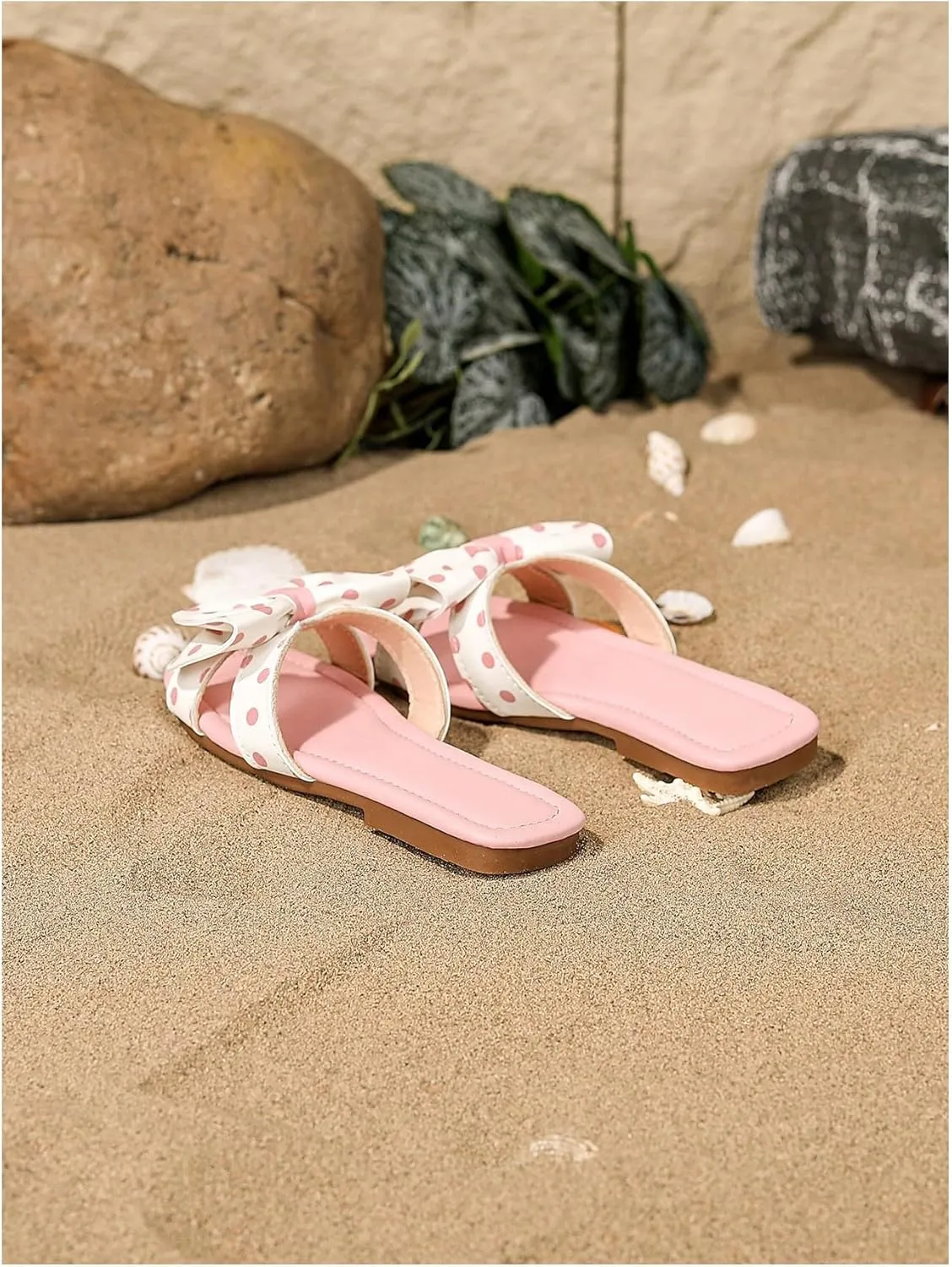 Verdusa Girl's Polka Dots Bow Flat Sandal Square Open Toe Slide Sandals