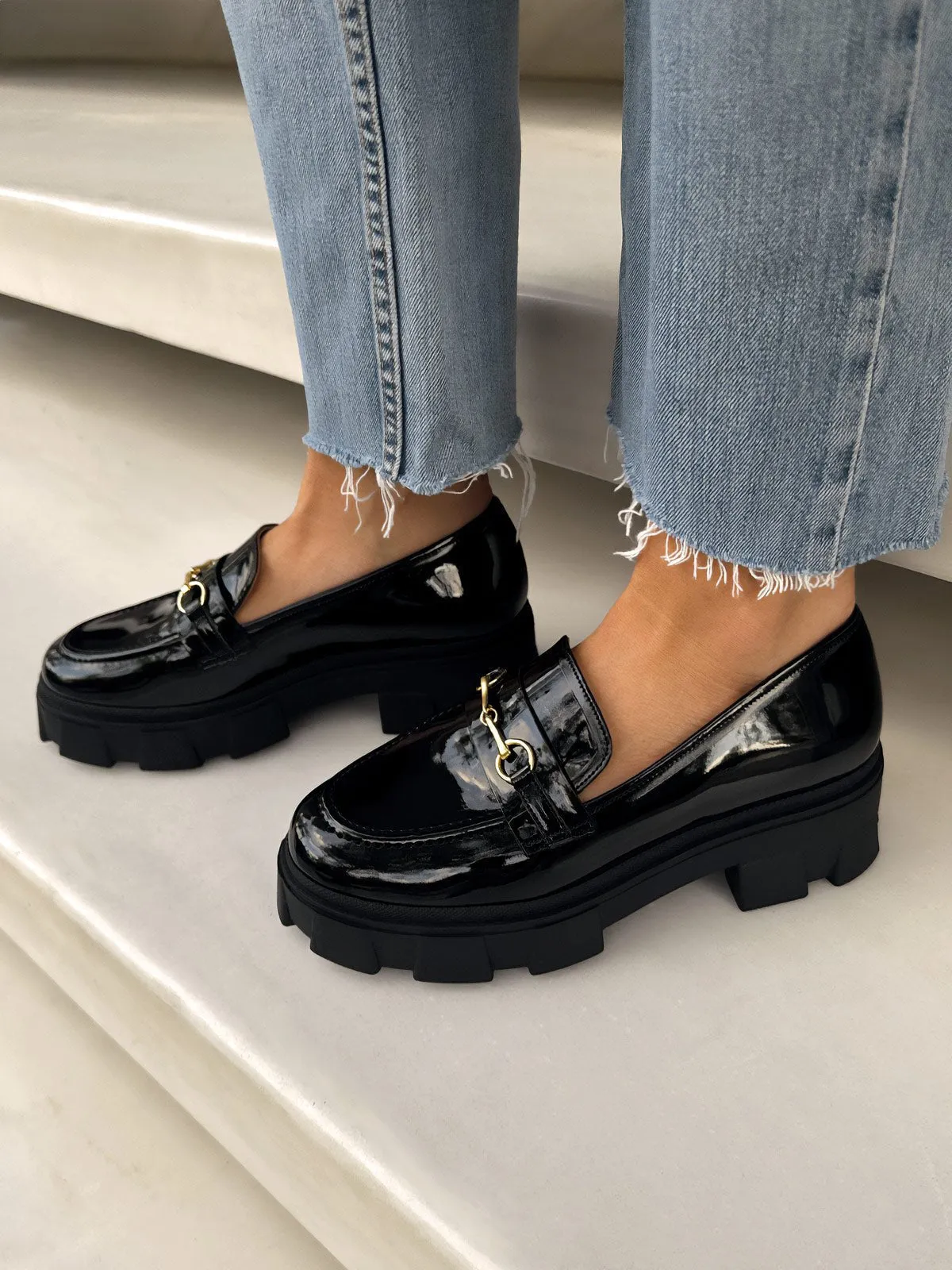 Viola Black Gloss