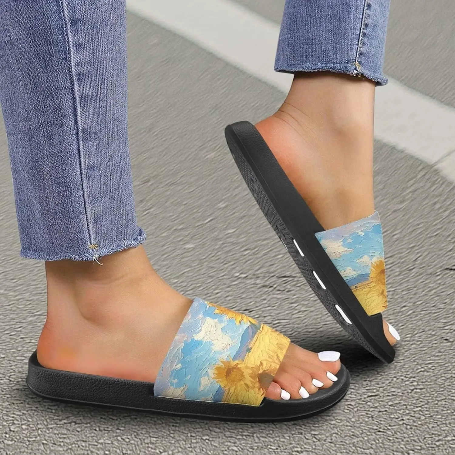 Women Slide Sandals Soft Lightweight Non-Slip Slip-on Slippers Open Toe Sandal Versatile and Fashionable Suitable for Daily Commuting Black Size 5-12.5