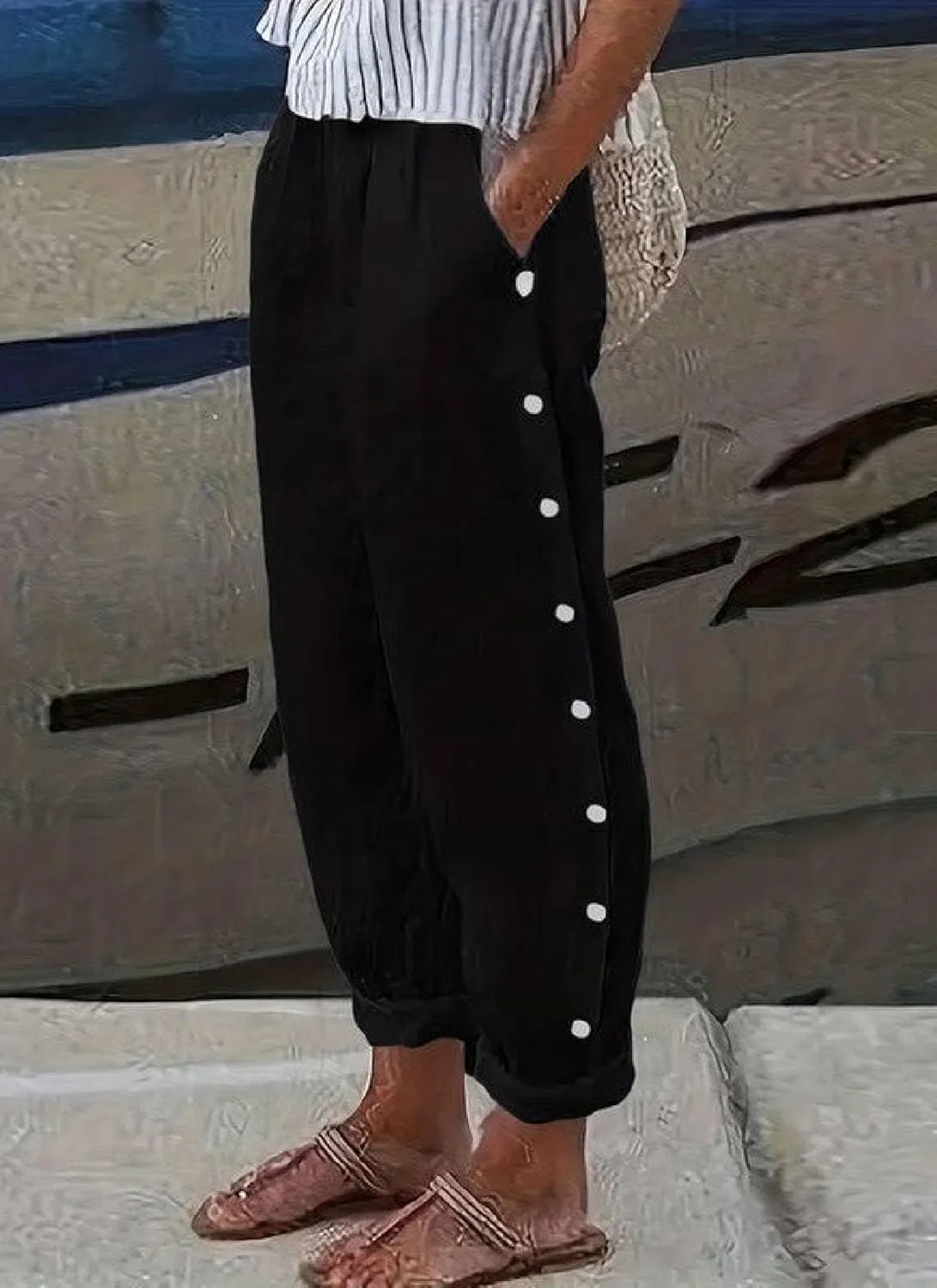 Women's Black Solid Wide Leg Pants with Side Buttons 2025 Spring Casual Comfortable Daily Pants with Side Pocket