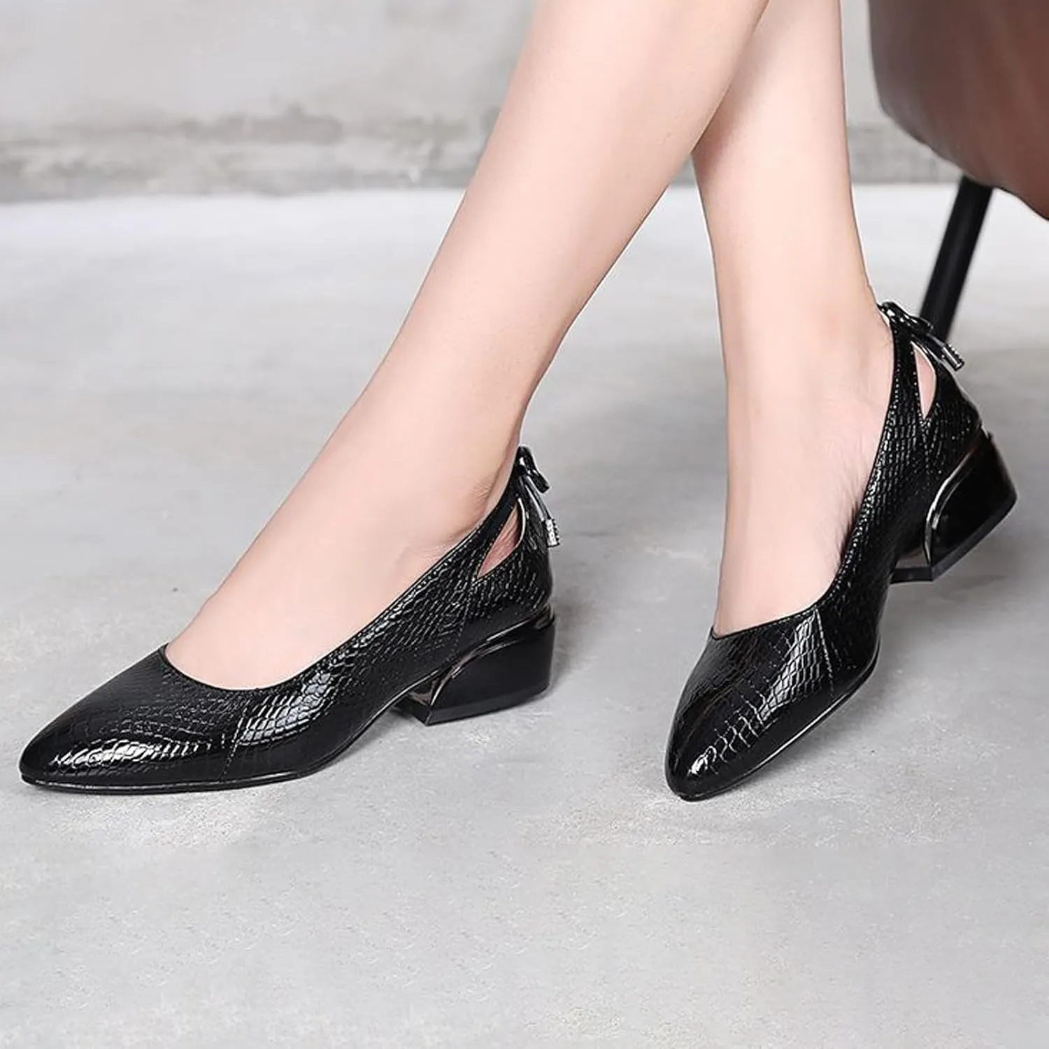 Women’s Genuine Leather Print Low Chunky Heel Dress Pumps Sexy Elegant Breathable Wear-Resistant Pointed Toe Shallow Mouth Slip-on Low Block Heel Pumps Shoes for Work Wedding Date