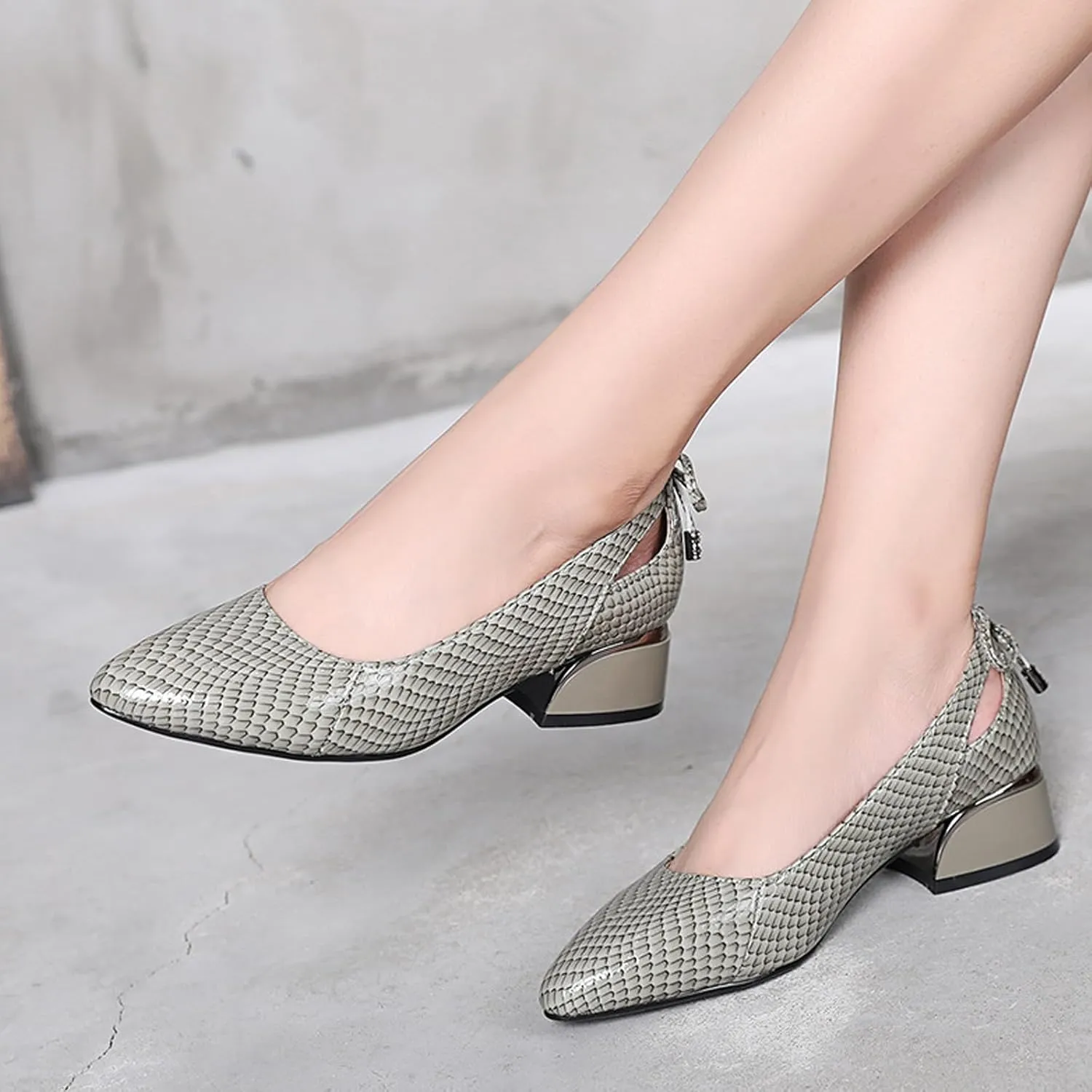 Women’s Genuine Leather Print Low Chunky Heel Dress Pumps Sexy Elegant Breathable Wear-Resistant Pointed Toe Shallow Mouth Slip-on Low Block Heel Pumps Shoes for Work Wedding Date