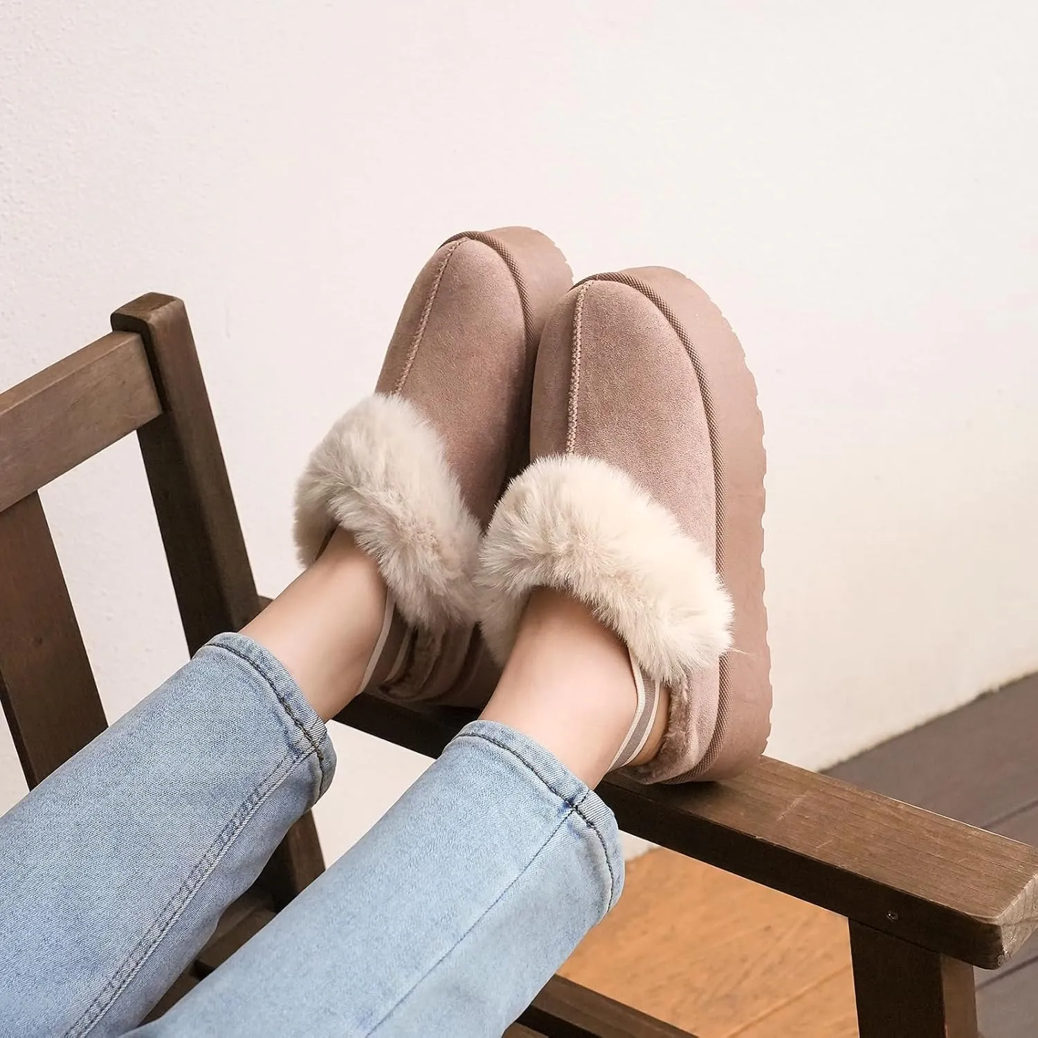 Women's Platform Fuzzy Slippers, Warm Winter Snow Mini Boots with Memory Foam, Fur Fleece Lined House Shoes Indoor and Outdoor