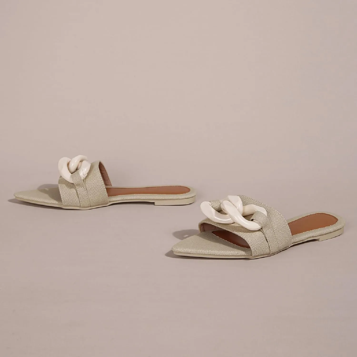 Women's Satin Chain Decor Slides Sandals Fashion Comfortable Leather Open Pointed Toe Slip On Walking Slippers for Daily Pool Party Beach Sandals