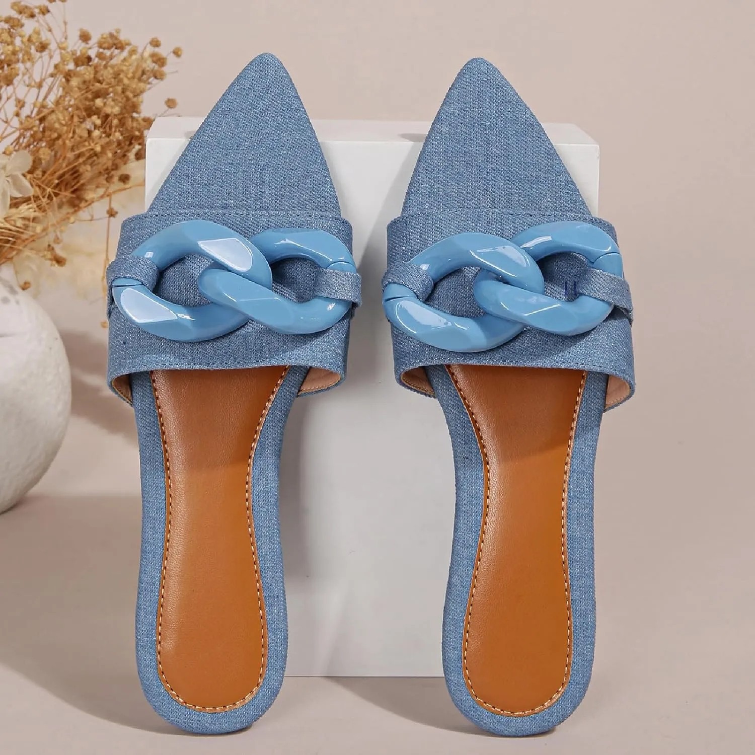 Women's Satin Chain Decor Slides Sandals Fashion Comfortable Leather Open Pointed Toe Slip On Walking Slippers for Daily Pool Party Beach Sandals