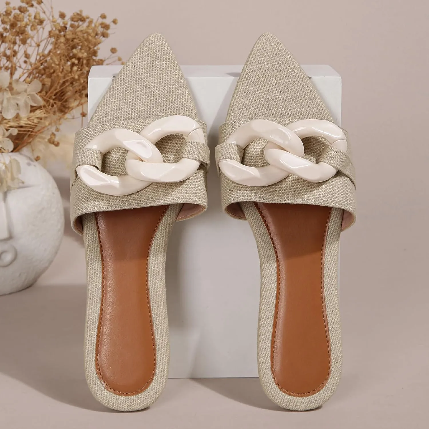 Women's Satin Chain Decor Slides Sandals Fashion Comfortable Leather Open Pointed Toe Slip On Walking Slippers for Daily Pool Party Beach Sandals