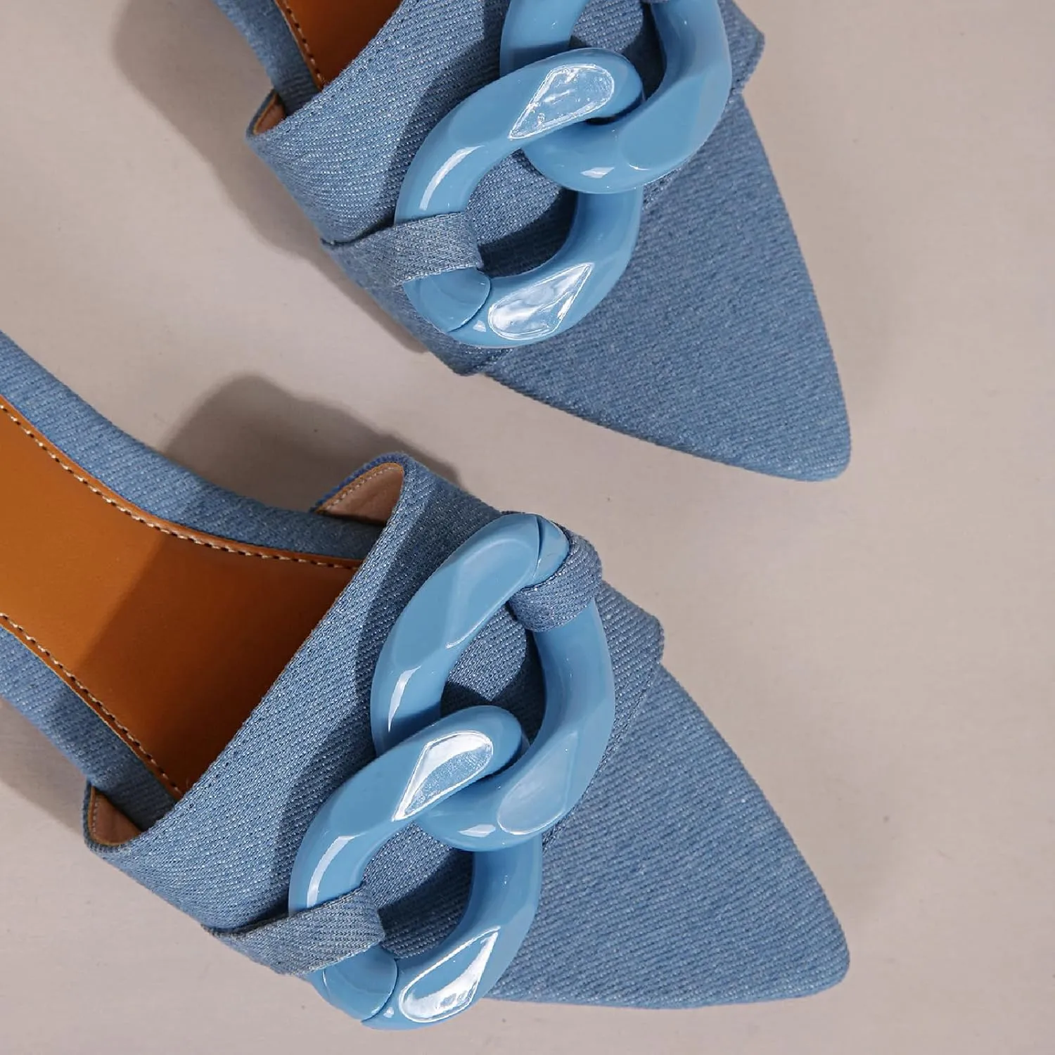 Women's Satin Chain Decor Slides Sandals Fashion Comfortable Leather Open Pointed Toe Slip On Walking Slippers for Daily Pool Party Beach Sandals