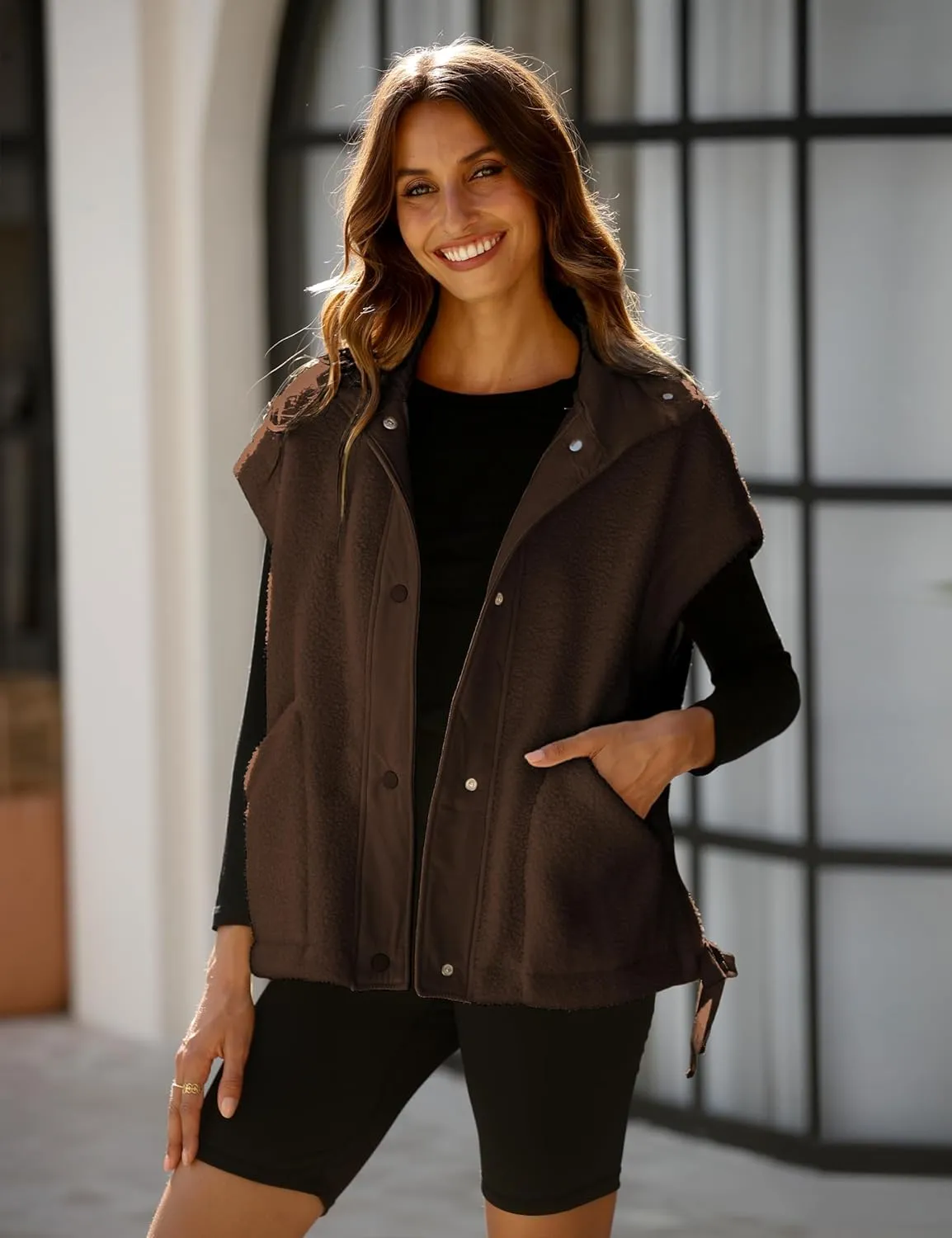 Yeokou Women's Fleece Vest Casual Sleeveless Button Down Winter Warm Sherpa Jacket with Pockets
