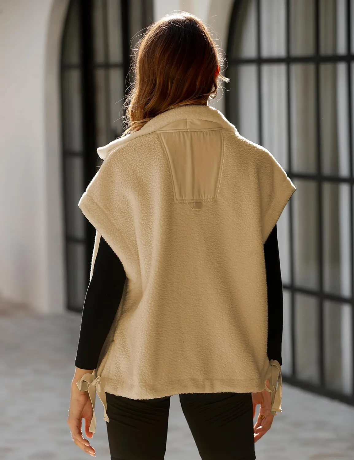 Yeokou Women's Fleece Vest Casual Sleeveless Button Down Winter Warm Sherpa Jacket with Pockets